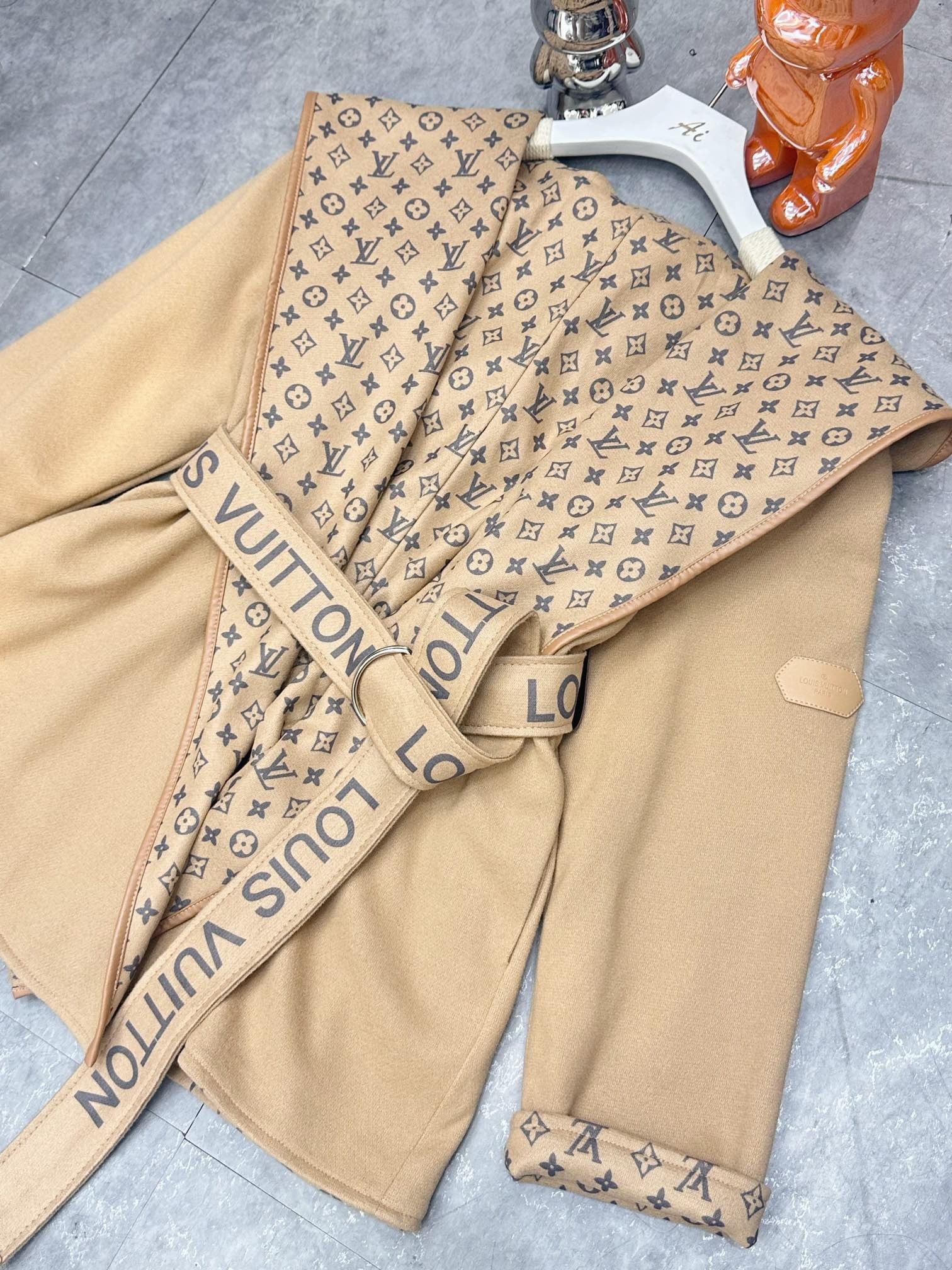 【LOUIS VUITTON】ルイヴィトン オーバーコート