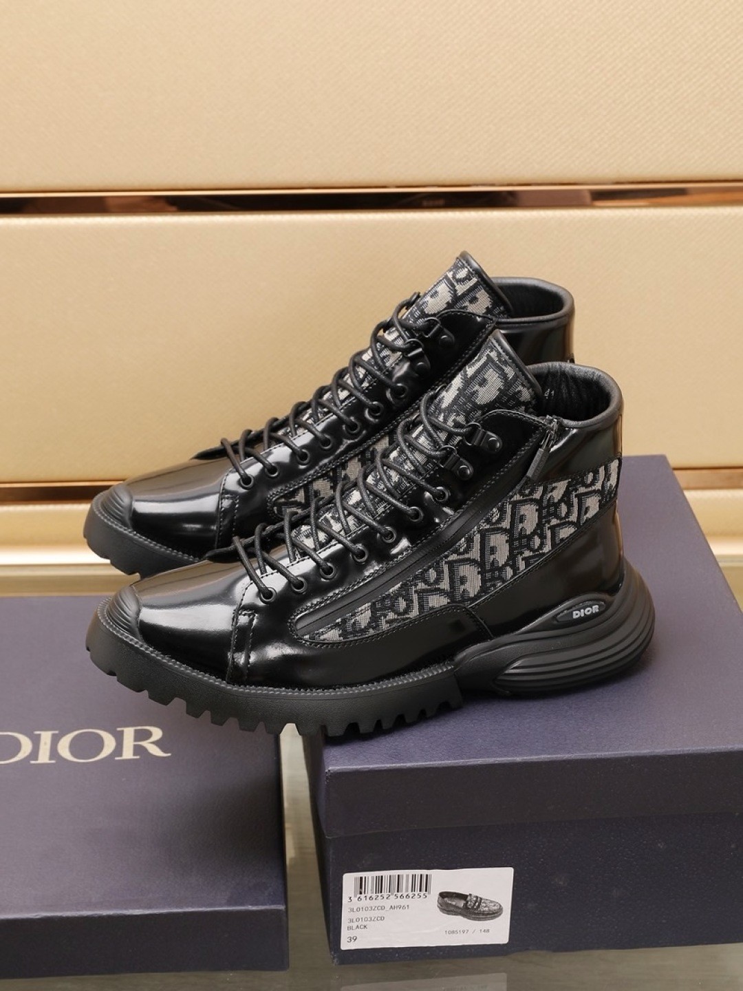 DIOR 【新作】 COMBAT ショートブーツ ☆ ディオール オブリーク