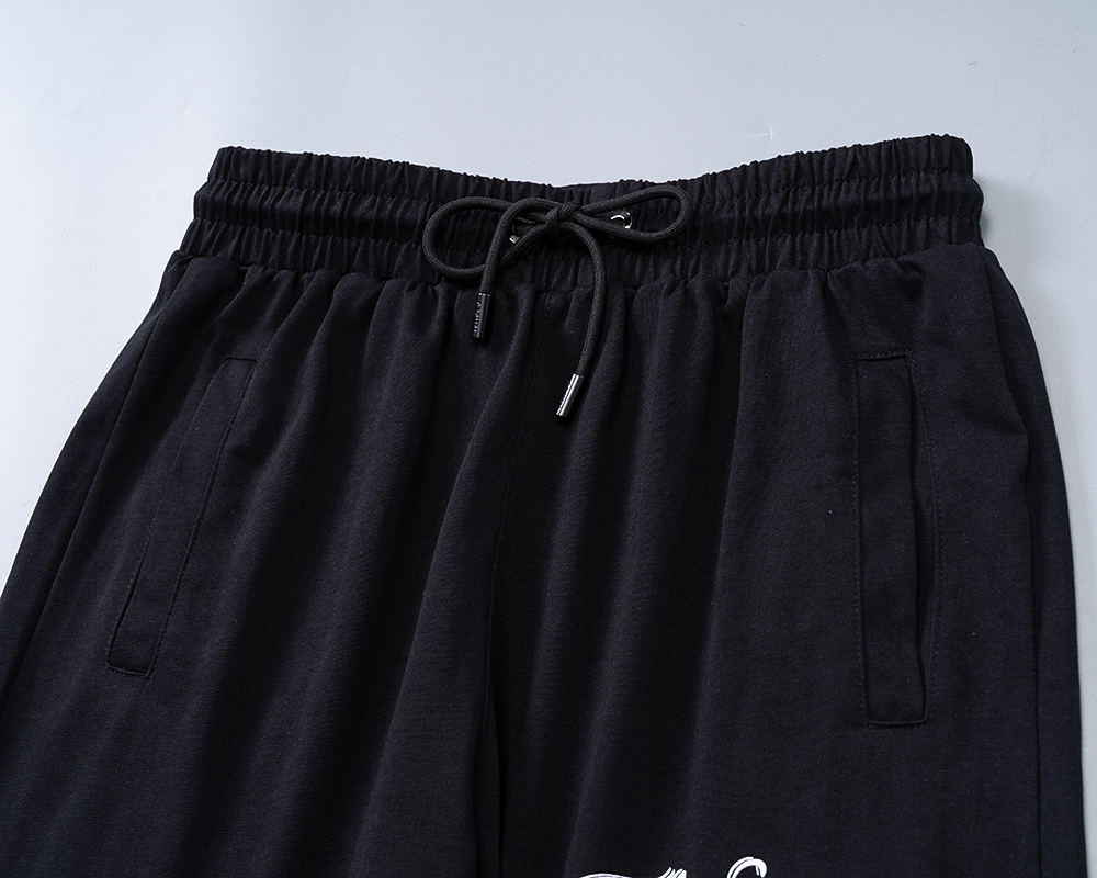 【AMIRI】ショートパンツ