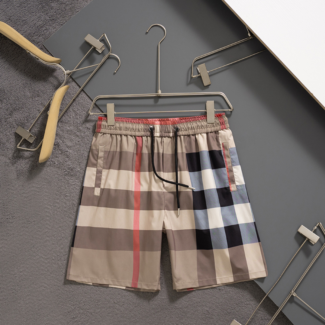 【BURBERRY】ショートパンツ