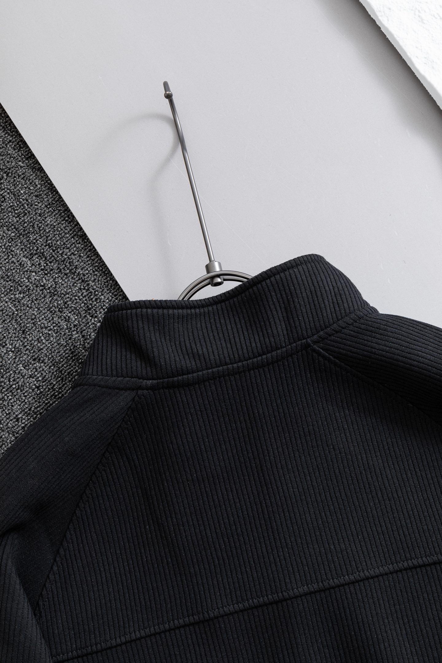 【ARC'TERYX】 アウトドアジャケット
