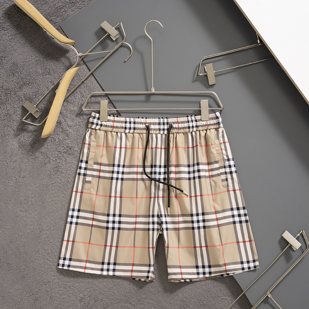 【BURBERRY】ショートパンツ