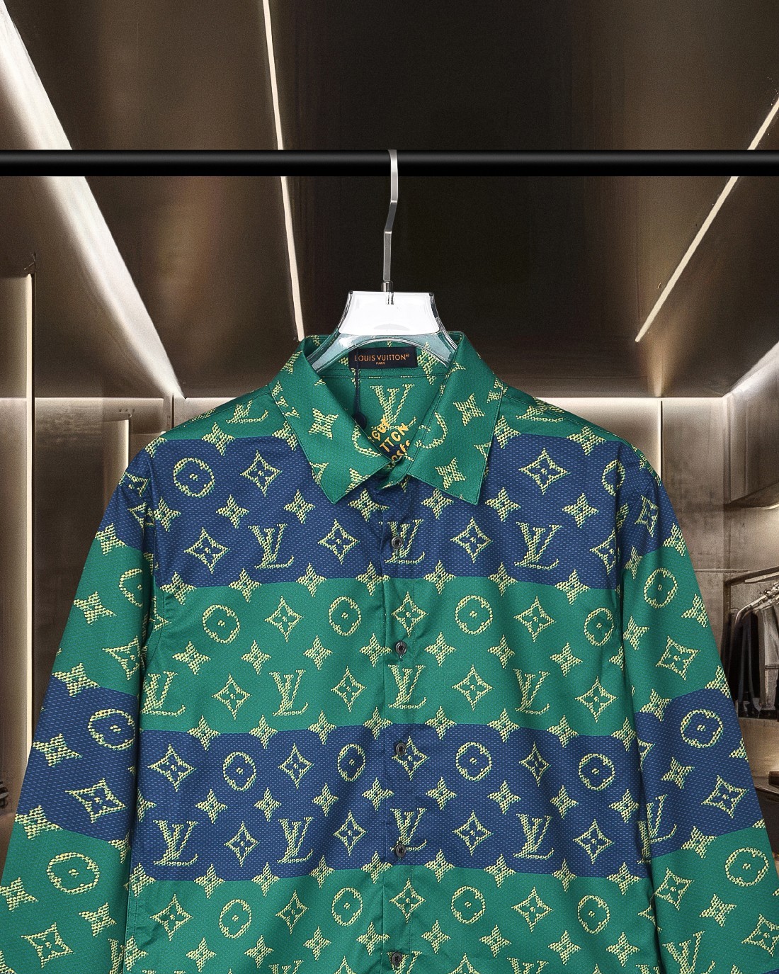 【LOUIS VUITTON】長袖シャツ