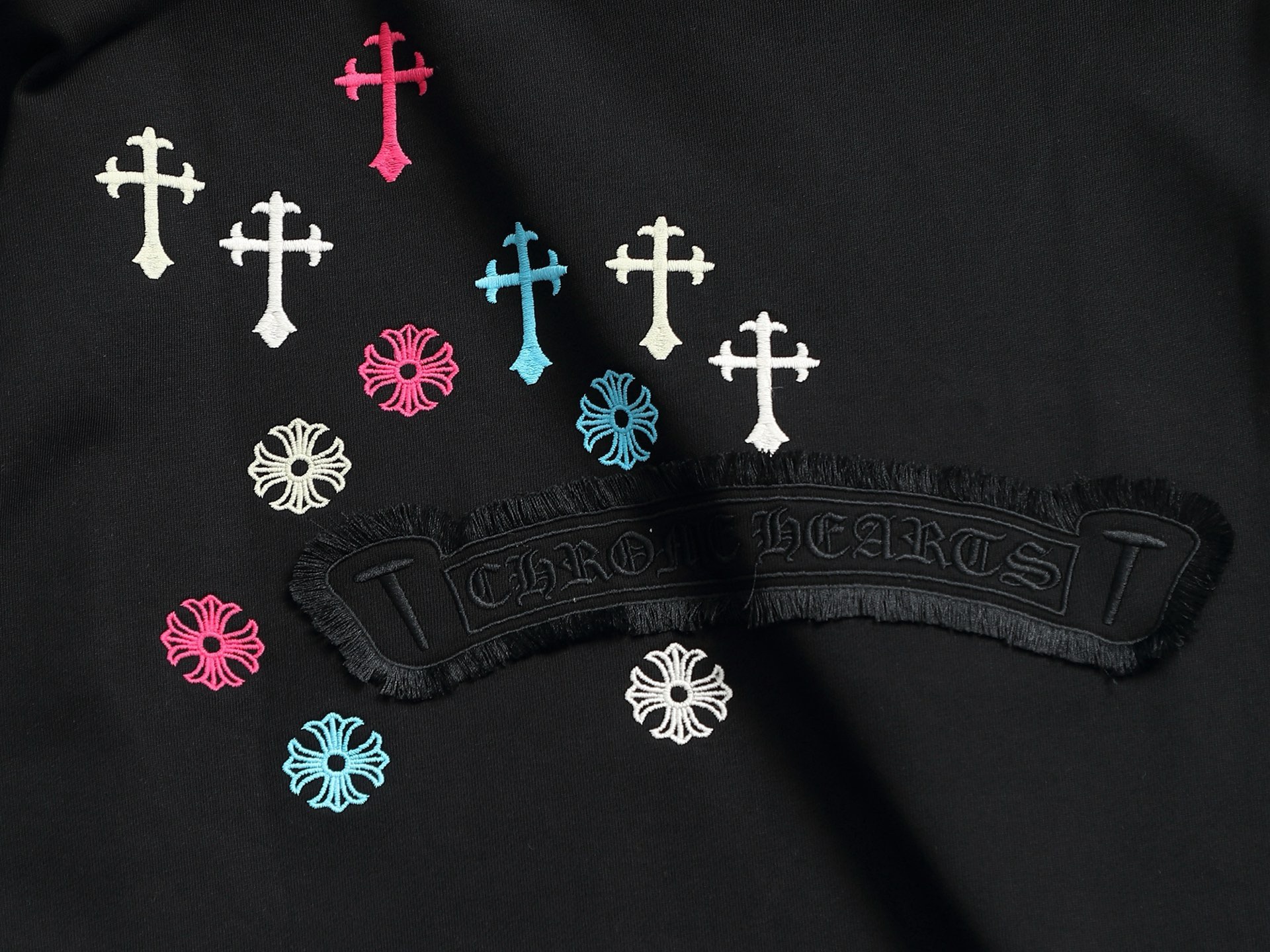 【CHROME HEARTS】刺繍長袖 T シャツ