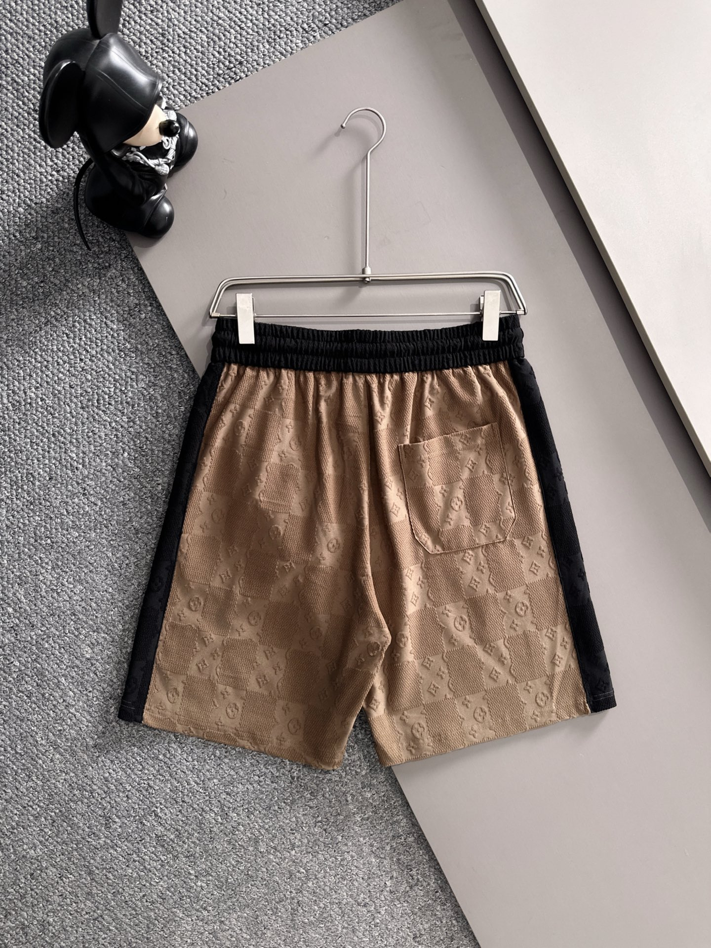 【LOUIS VUITTON】半袖T シャツショートパンツ セットアップ