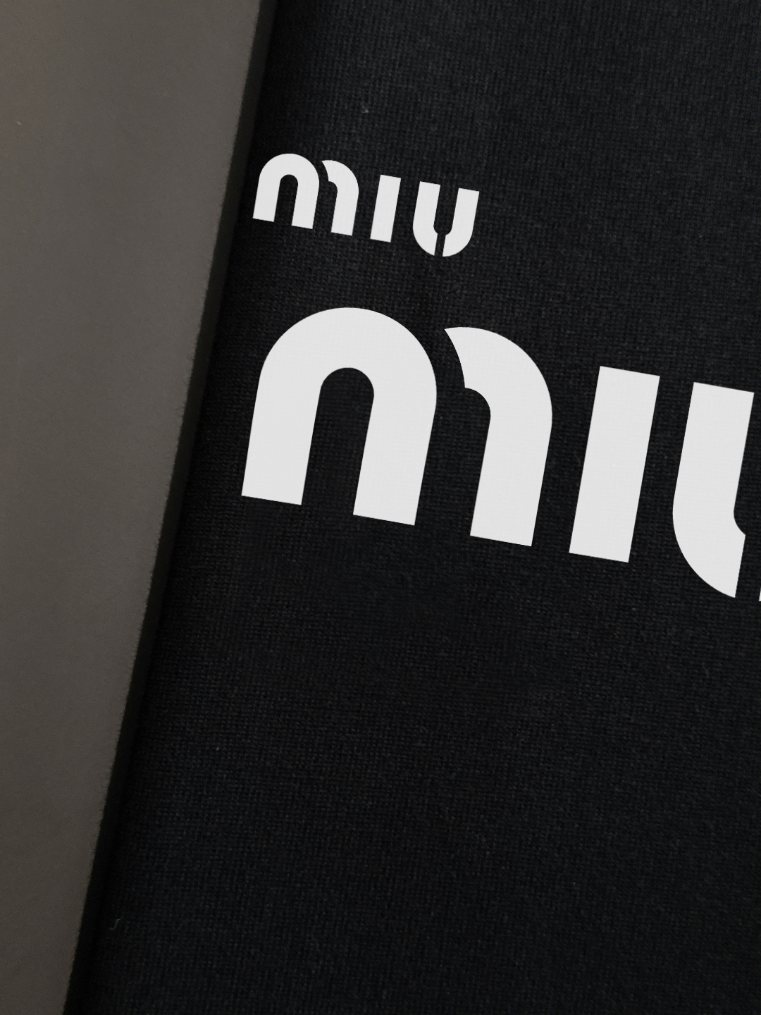 【MIU MIU】半袖 T シャツ