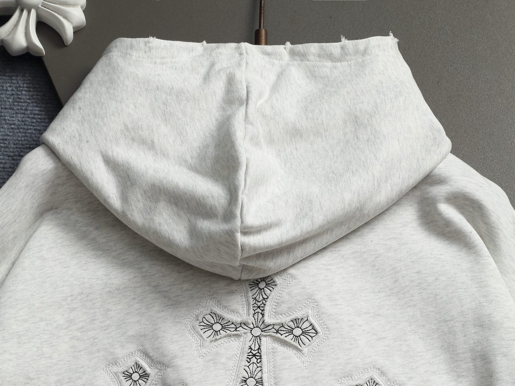 【CHROME HEARTS】クロムハーツ パーカー