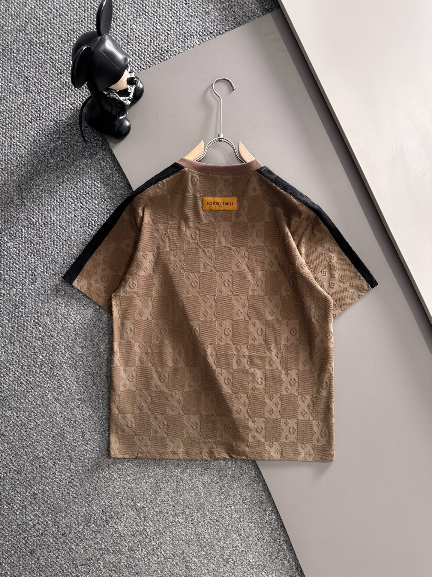 【LOUIS VUITTON】半袖T シャツショートパンツ セットアップ