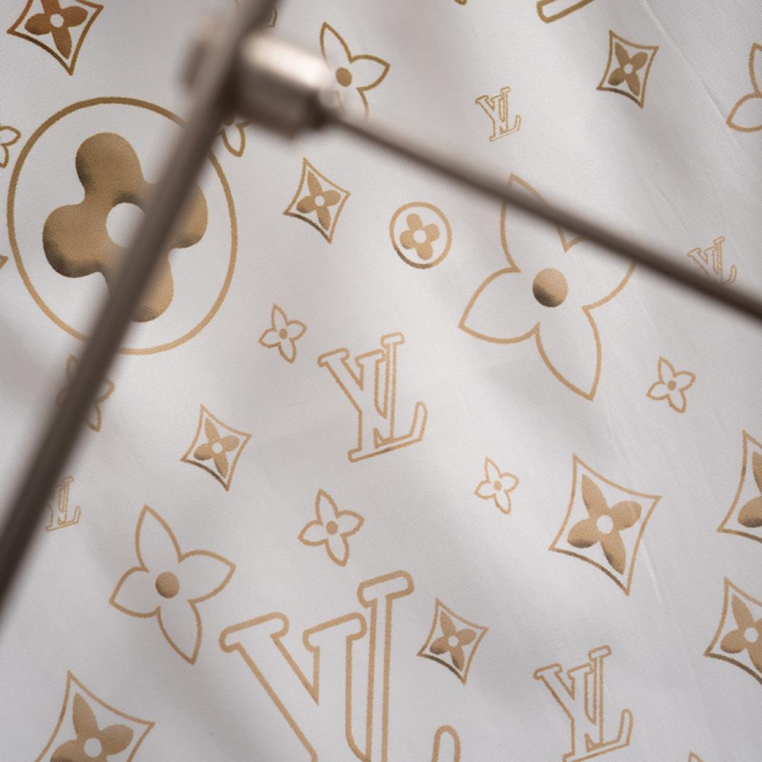 【LOUIS VUITTON】ショートパンツ