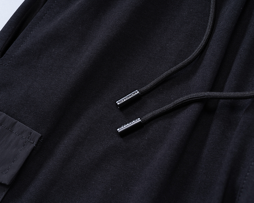 【MONCLER】半袖T シャツショートパンツ セットアップ