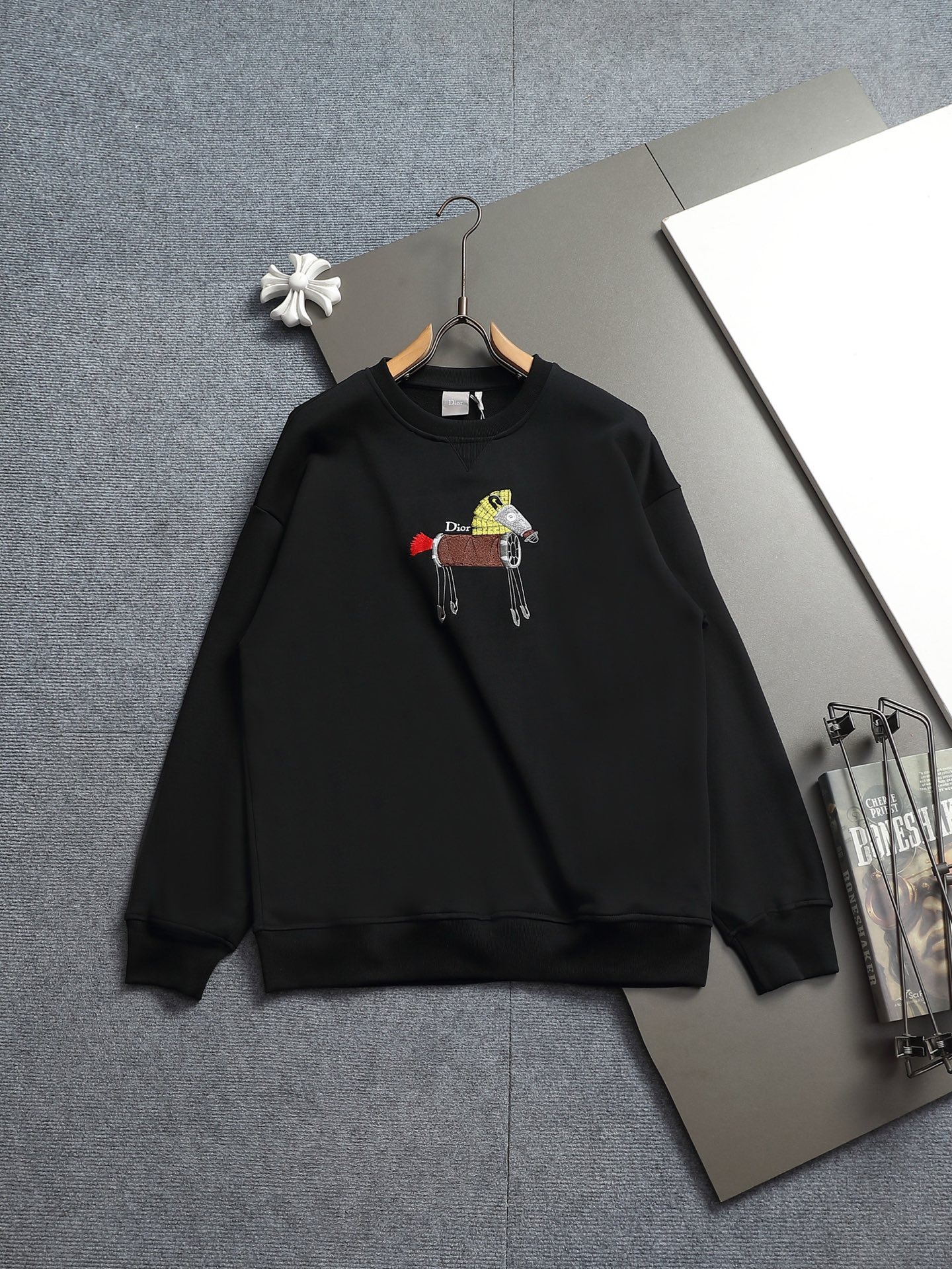 【DIOR】刺繍長袖 T シャツ