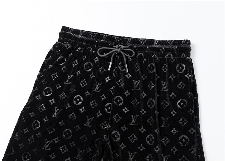 【LOUIS VUITTON】半袖T シャツショートパンツ セットアップ