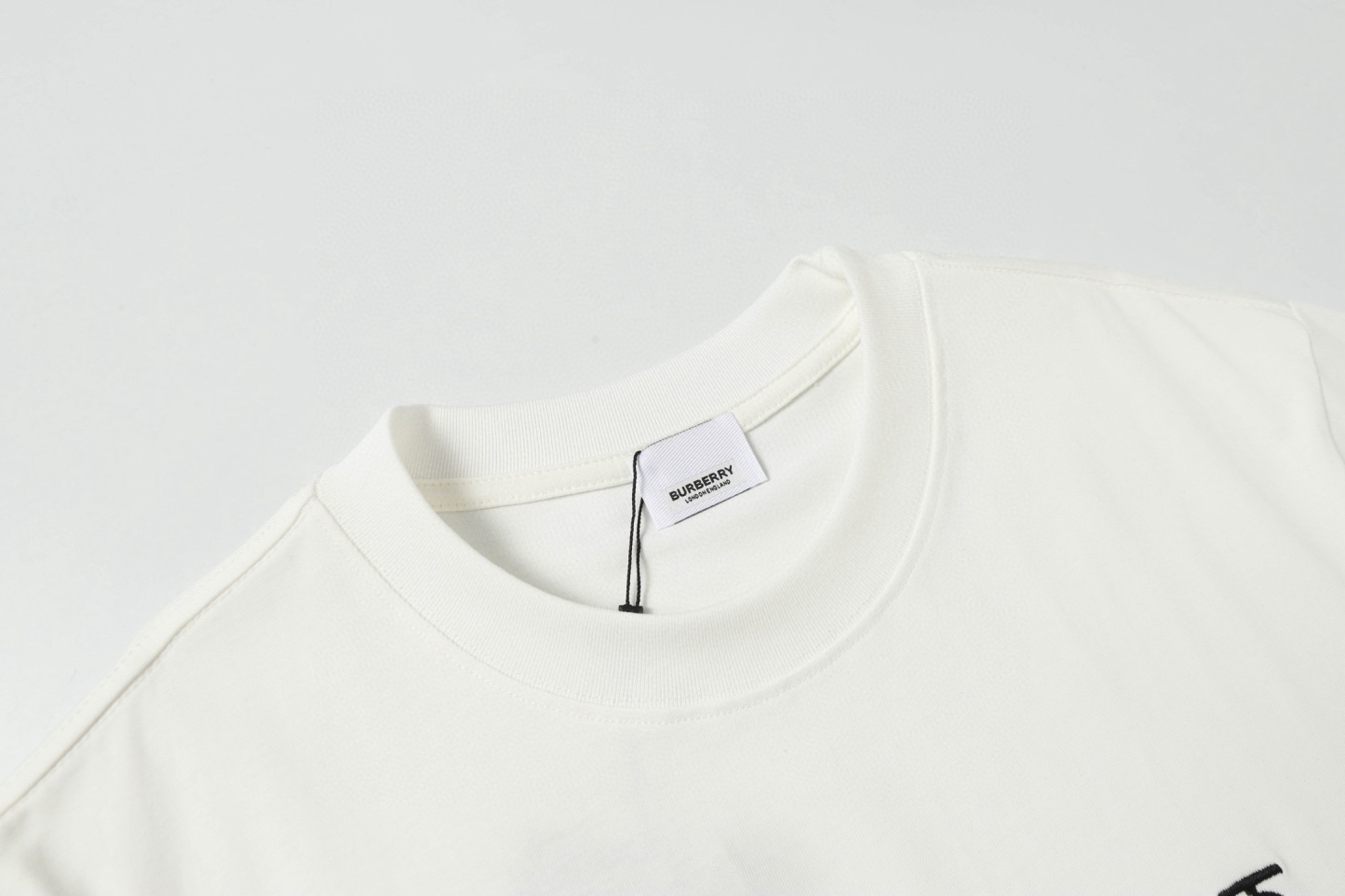 【BURBERRY】半袖 T シャツ