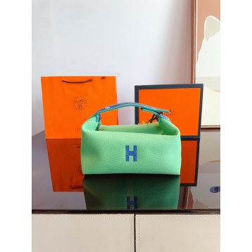 【HERMES】 《ブリッドアブラック》 PM サイズ ポーチ