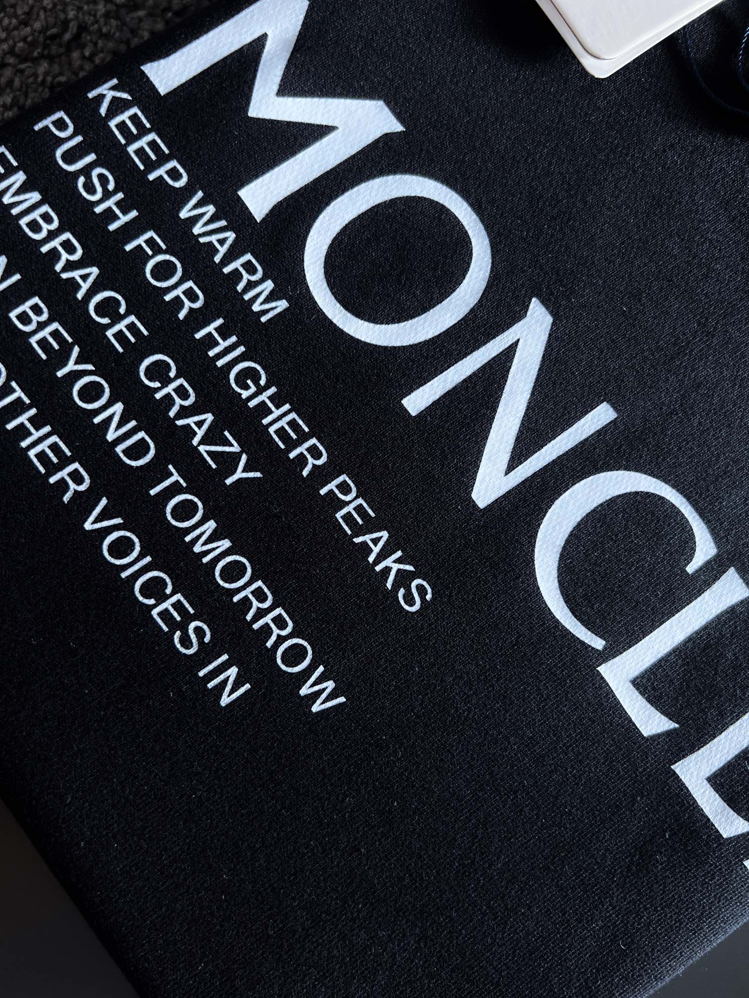 【MONCLER】長袖 T シャツ