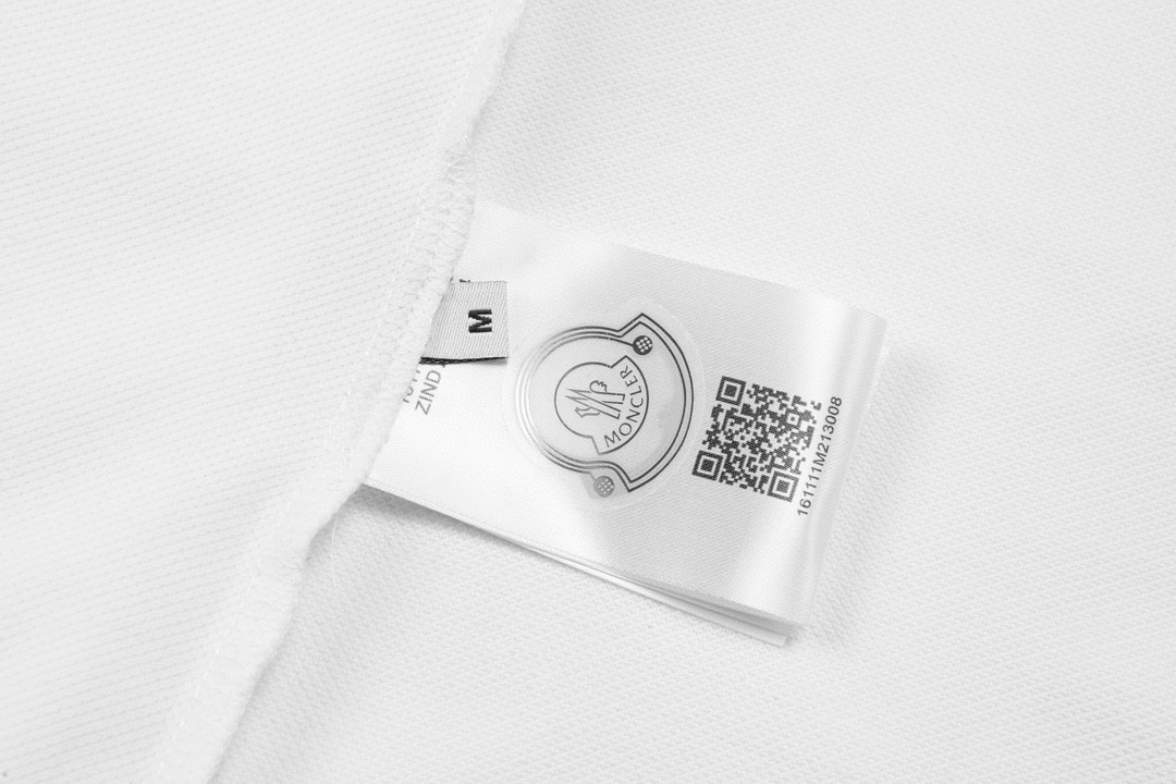 【MONCLER】半袖ポロシャツ