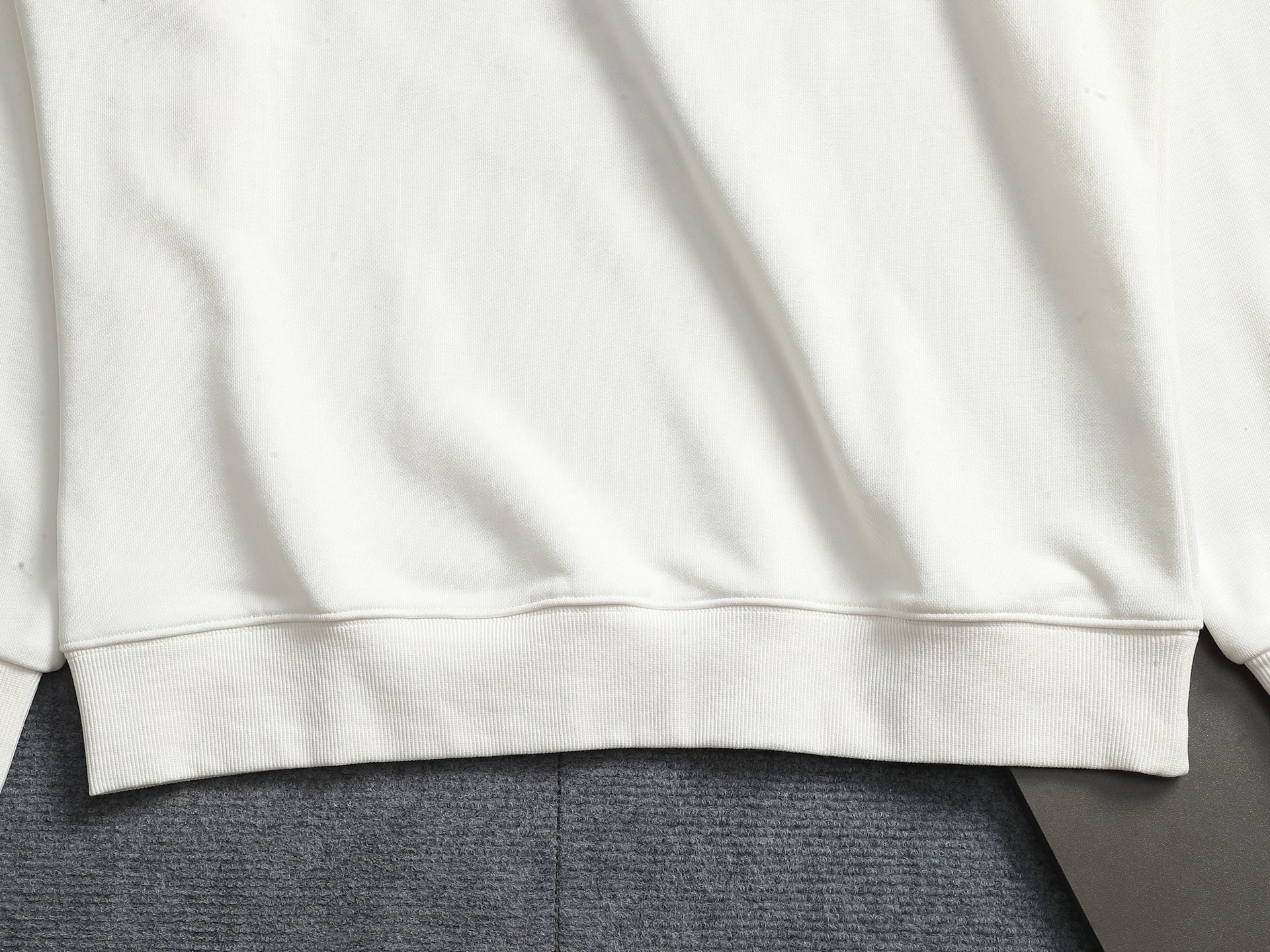 【LOUIS VUITTON】長袖 T シャツ