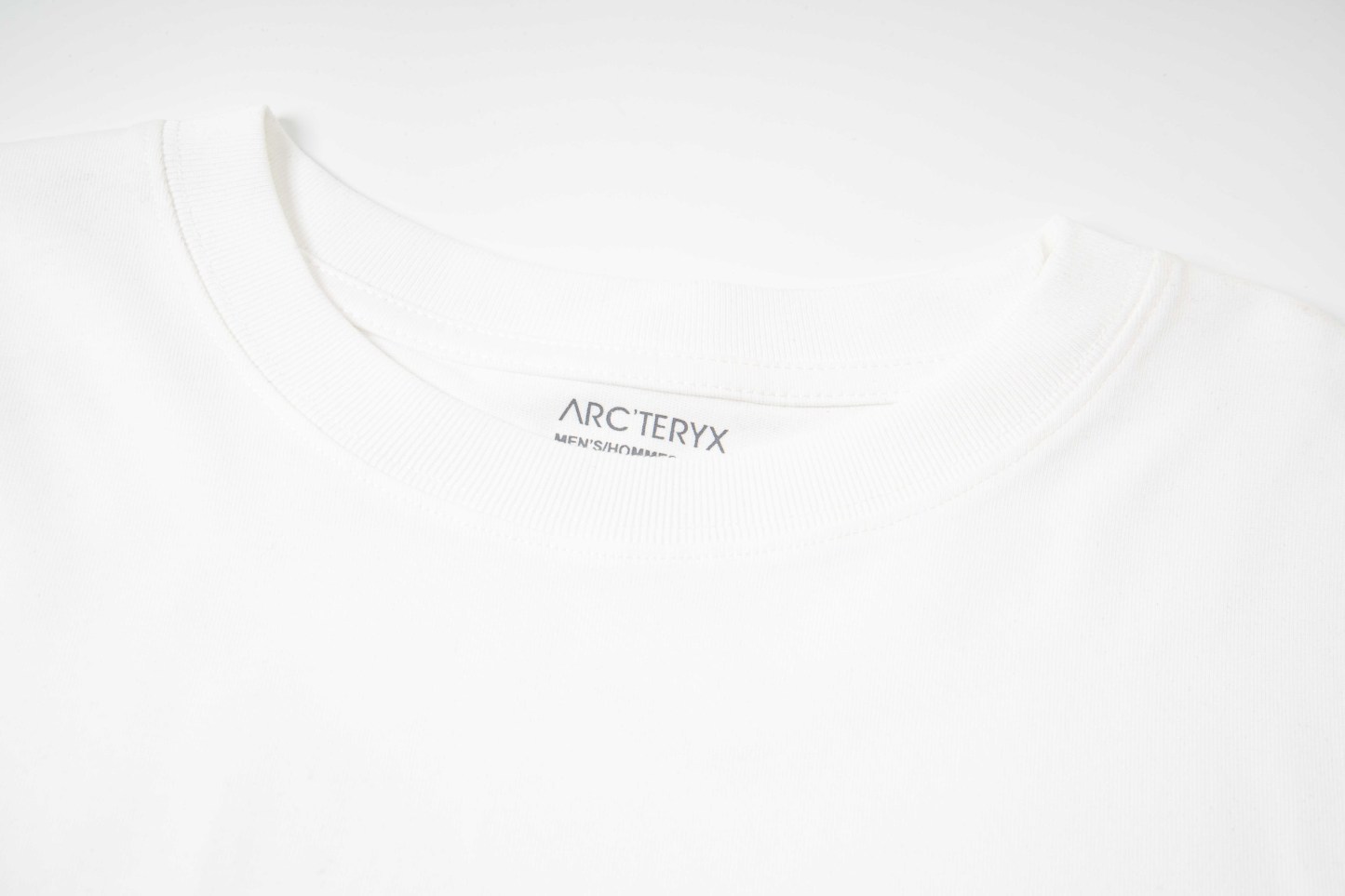 【ARC'TERYX】長袖 T シャツ 4色