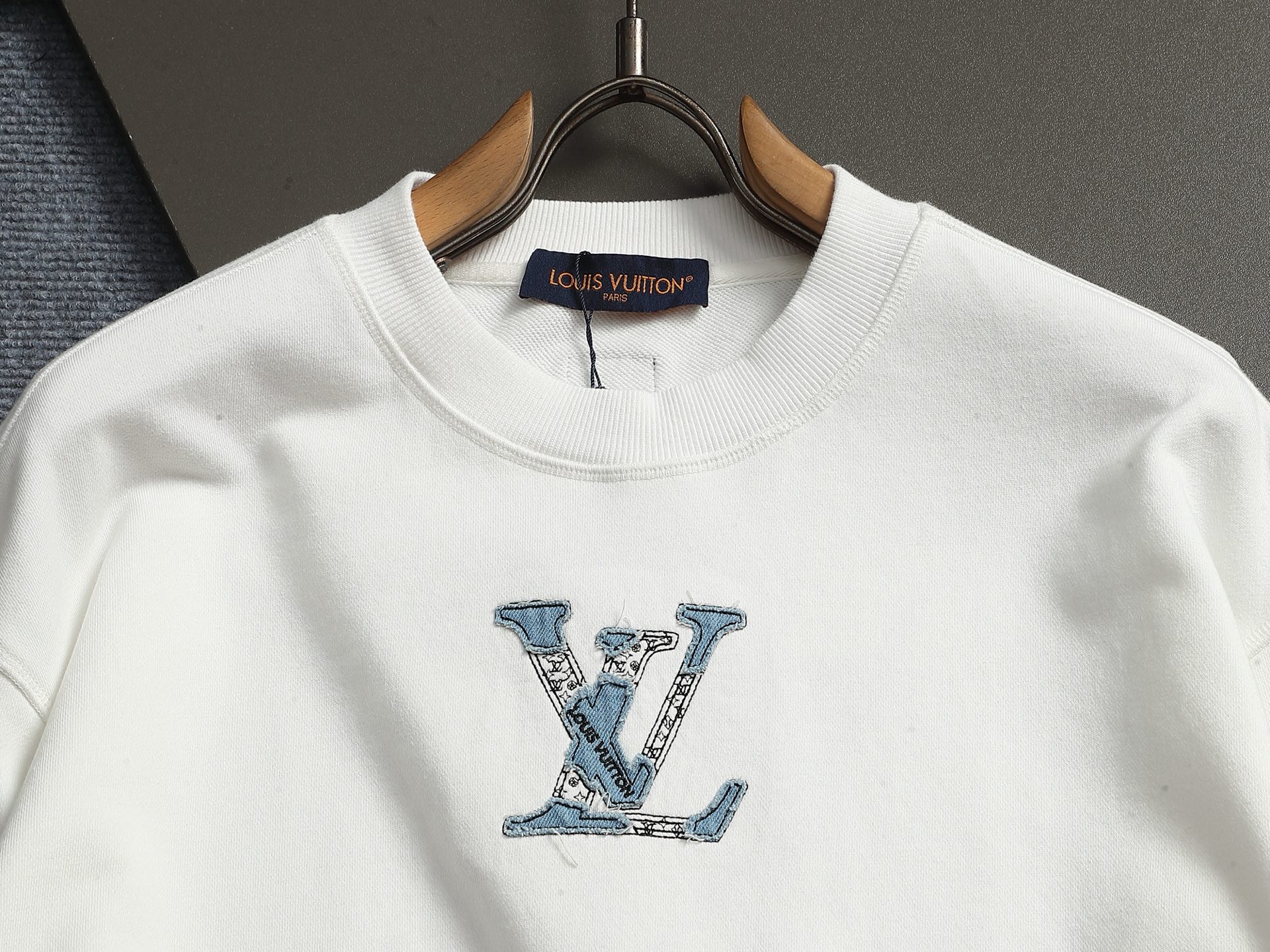 【LOUIS VUITTON】長袖 T シャツ