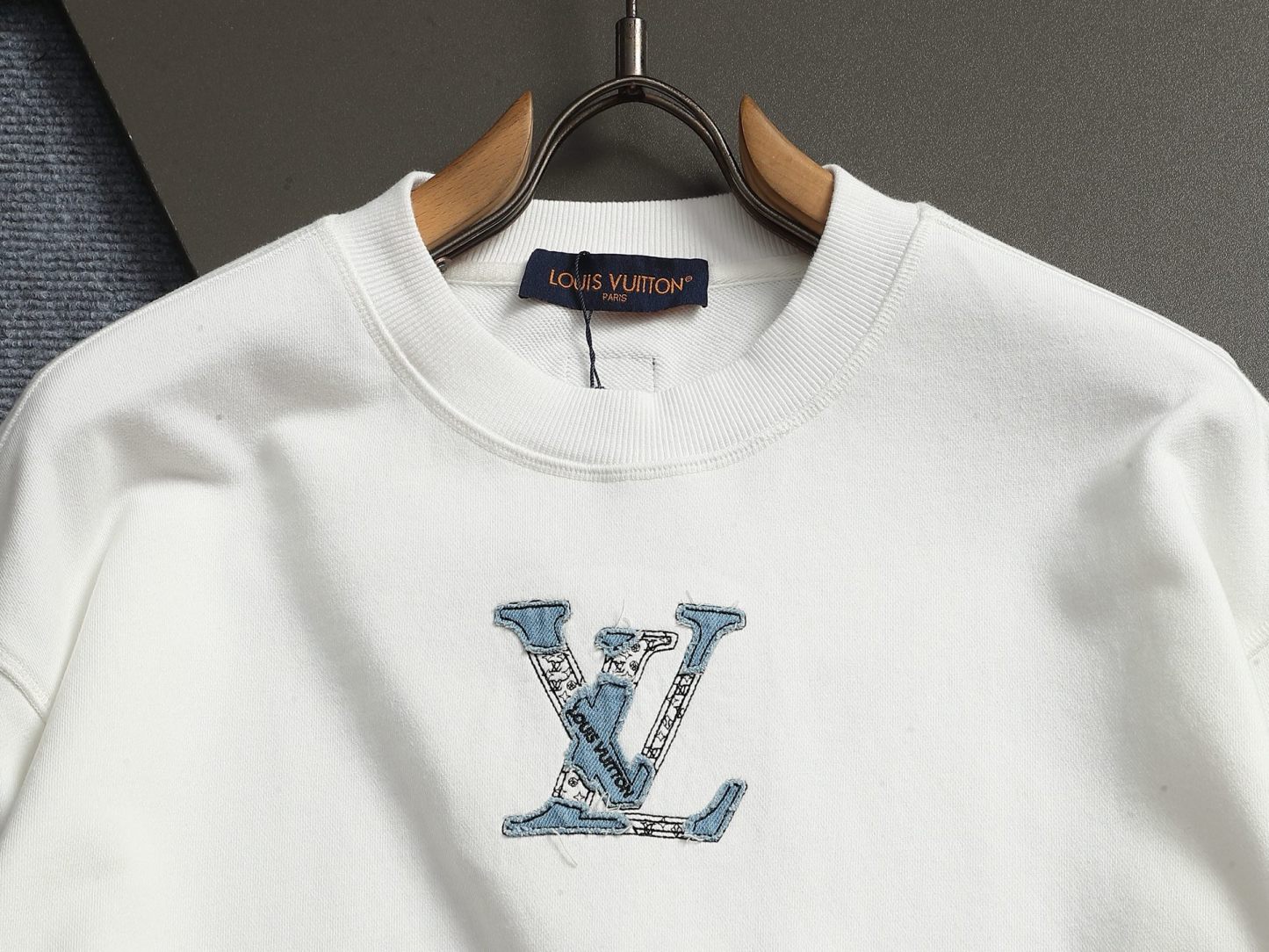 【LOUIS VUITTON】長袖 T シャツ