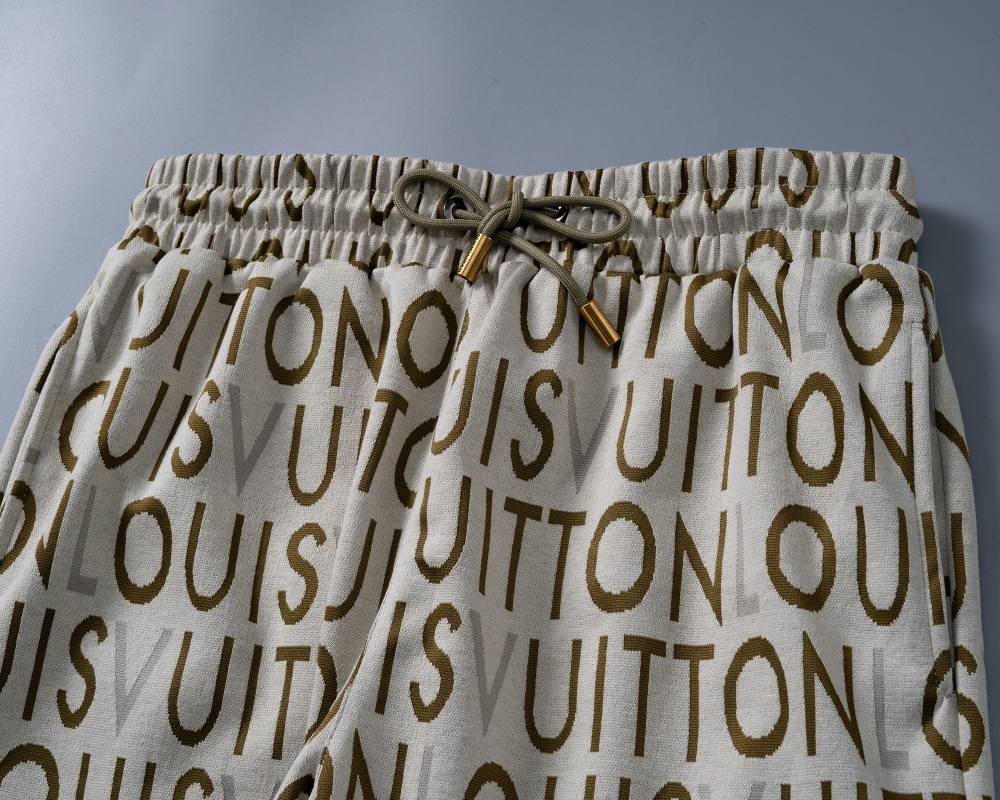 【LOUIS VUITTON】ショートパンツ