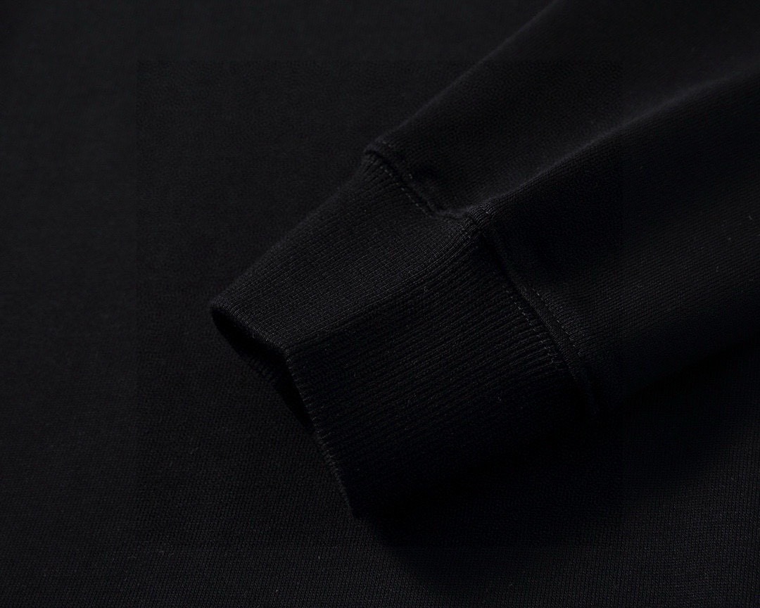 【MONCLER】長袖 T シャツ
