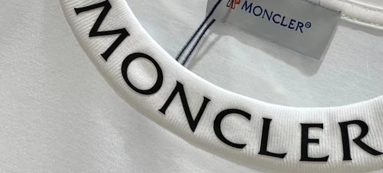 【MONCLER】長袖 T シャツ