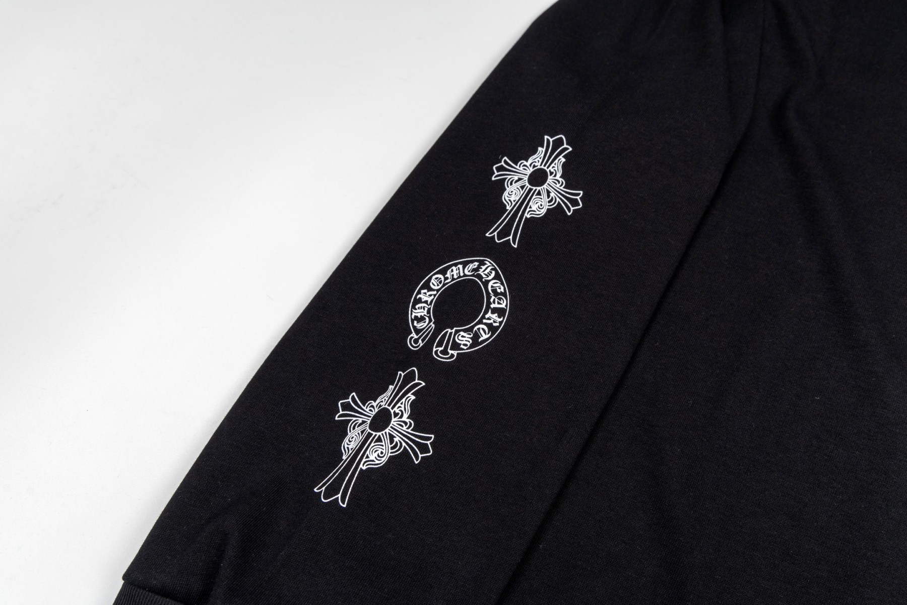 【CHROME HEARTS】プリント 長袖 T シャツ