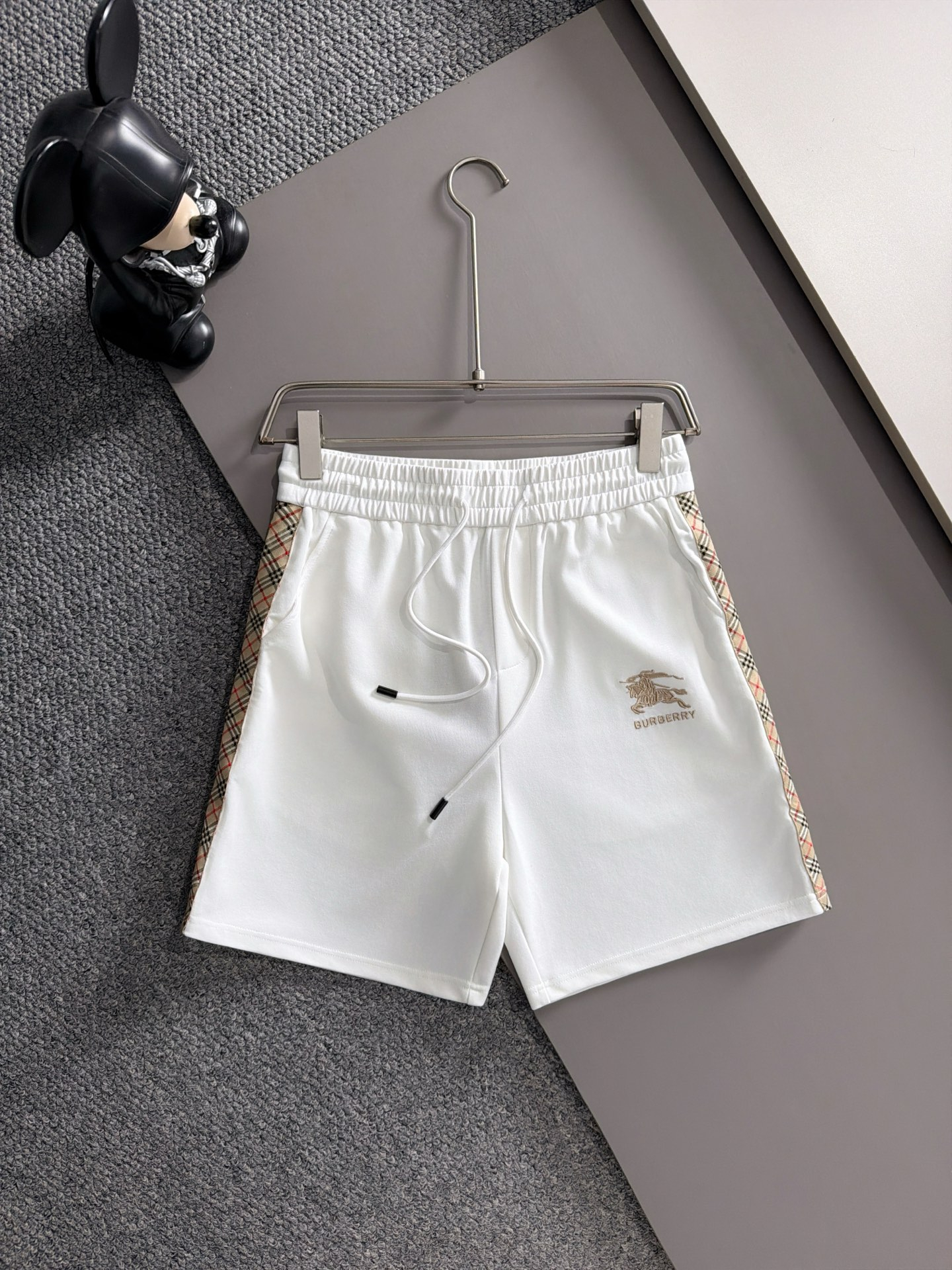 【BURBERRY】半袖T シャツショートパンツ セットアップ
