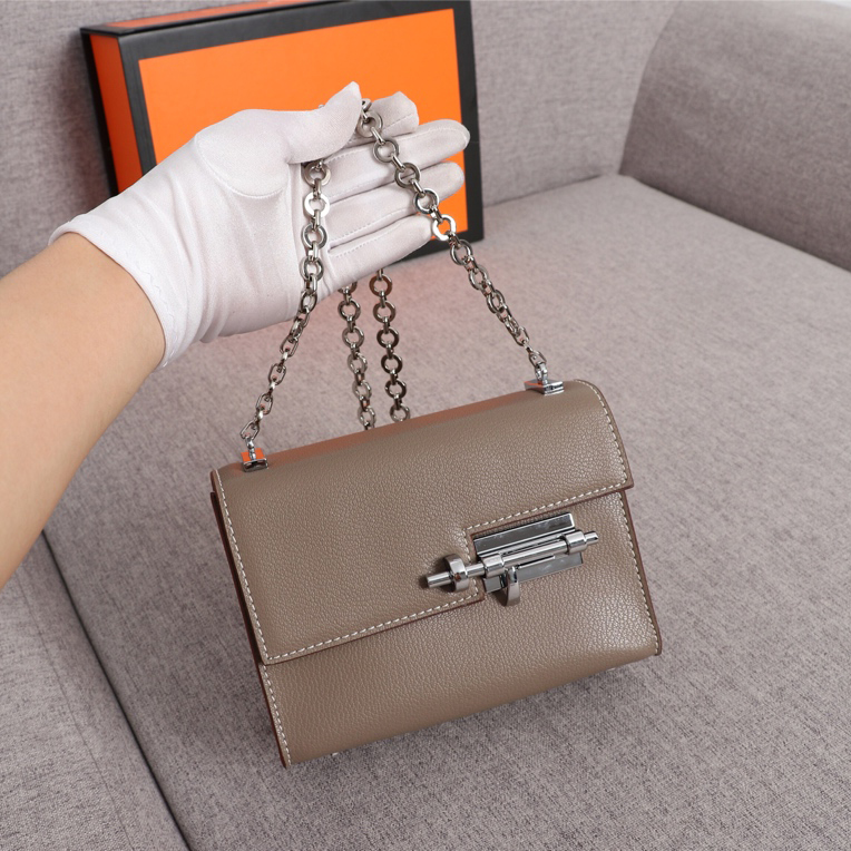 HERMES☆バッグ《ヴェルー》チェーン ミニ ポシェット カーフ