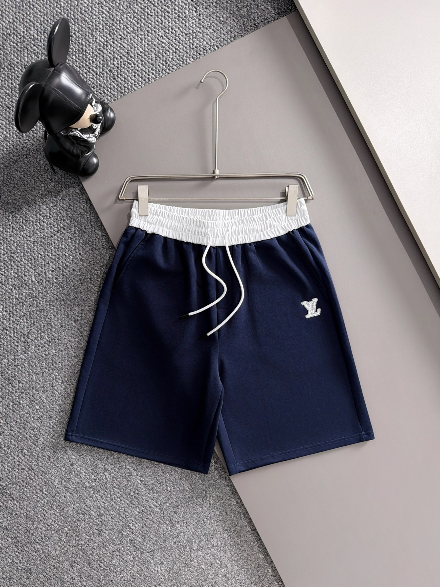 【LOUIS VUITTON】半袖T シャツショートパンツ セットアップ