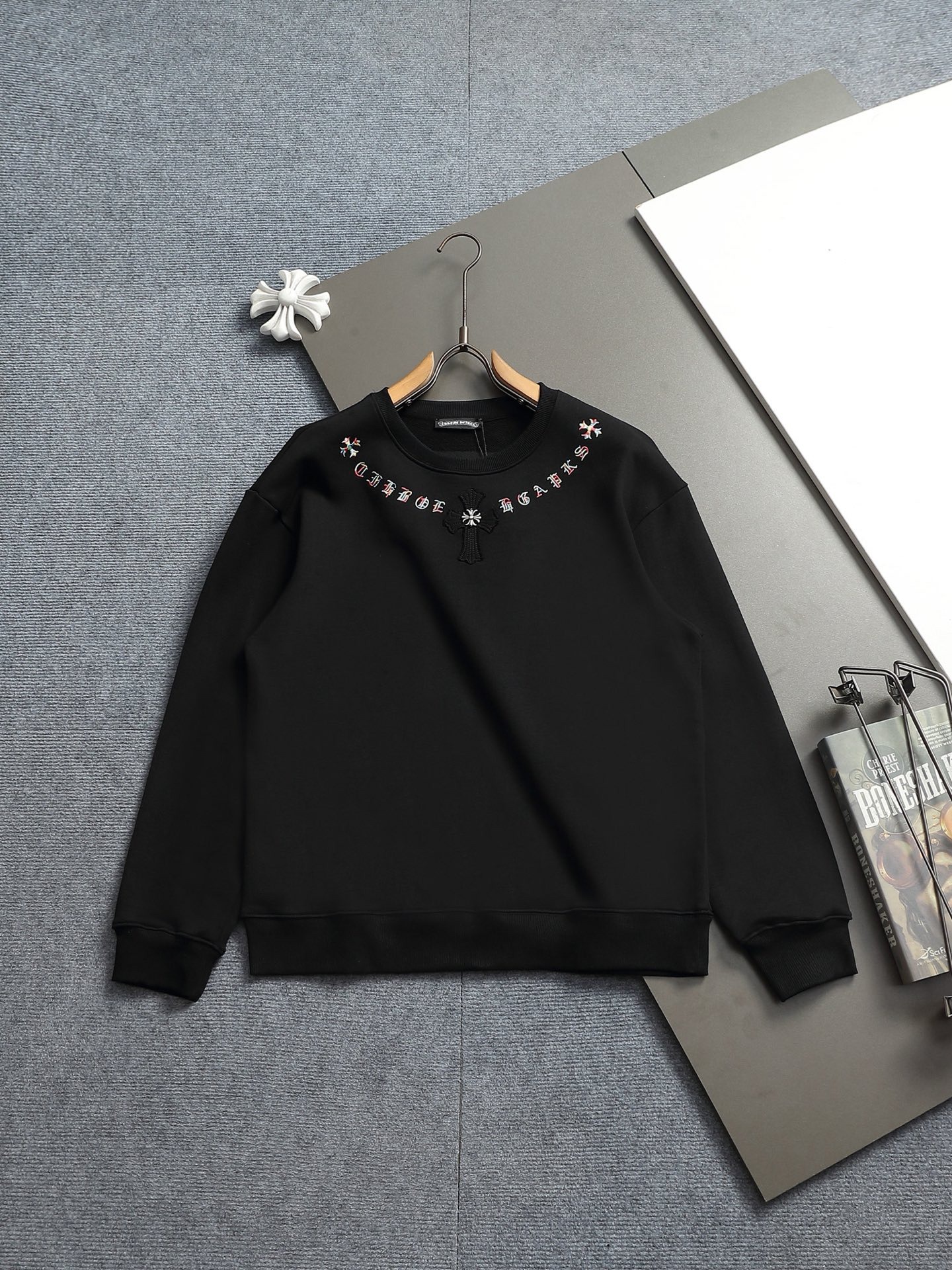 【CHROME HEARTS】刺繍長袖 T シャツ