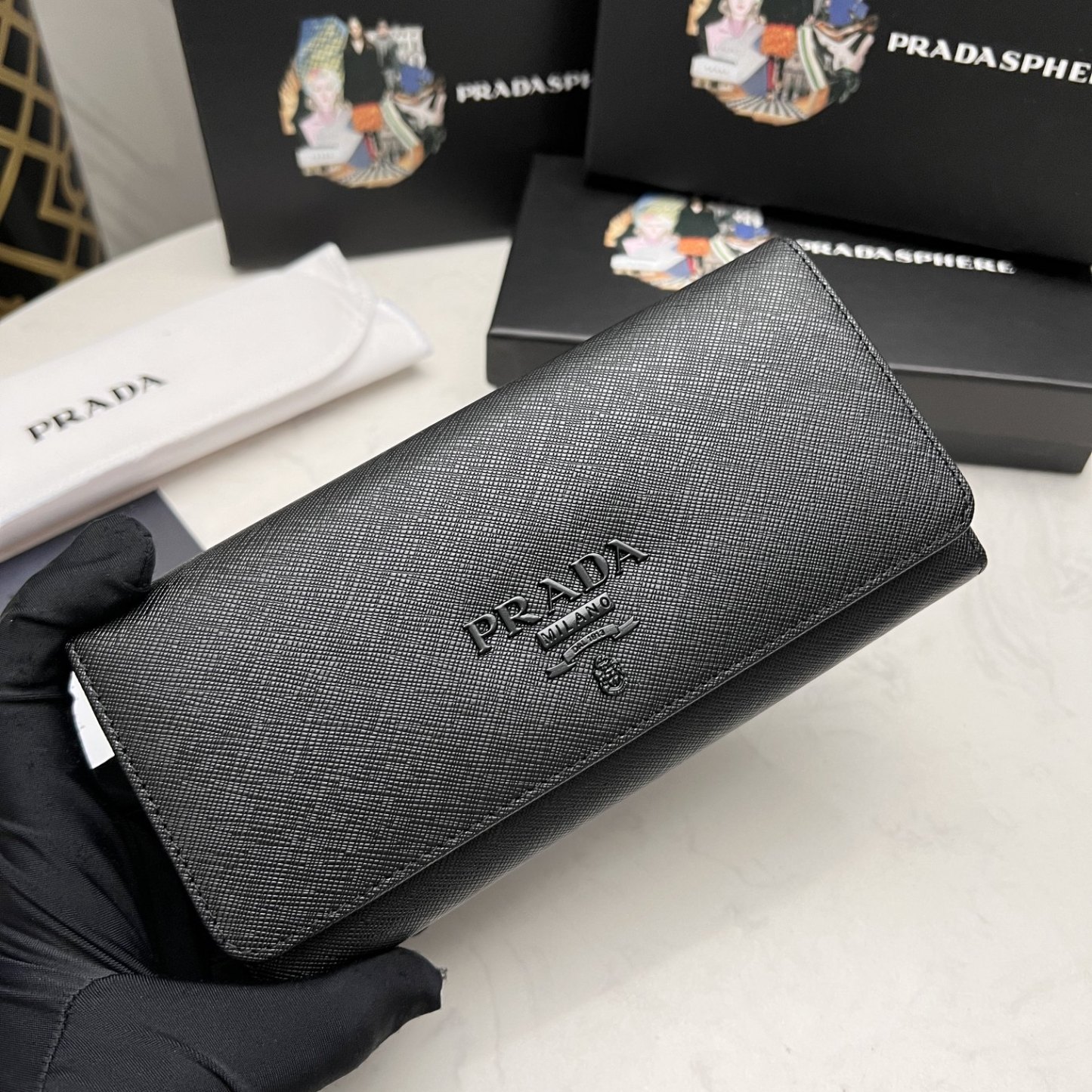 Pradaレザー コンチネンタルウォレット 財布 折財布