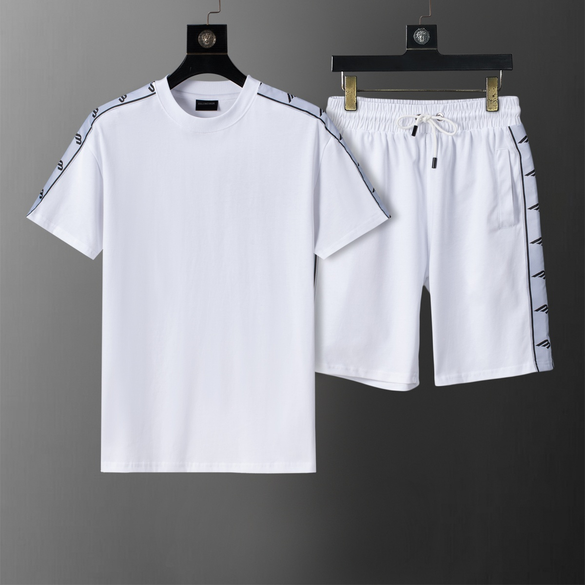 【BALENCIAGA】半袖T シャツショートパンツ セットアップ