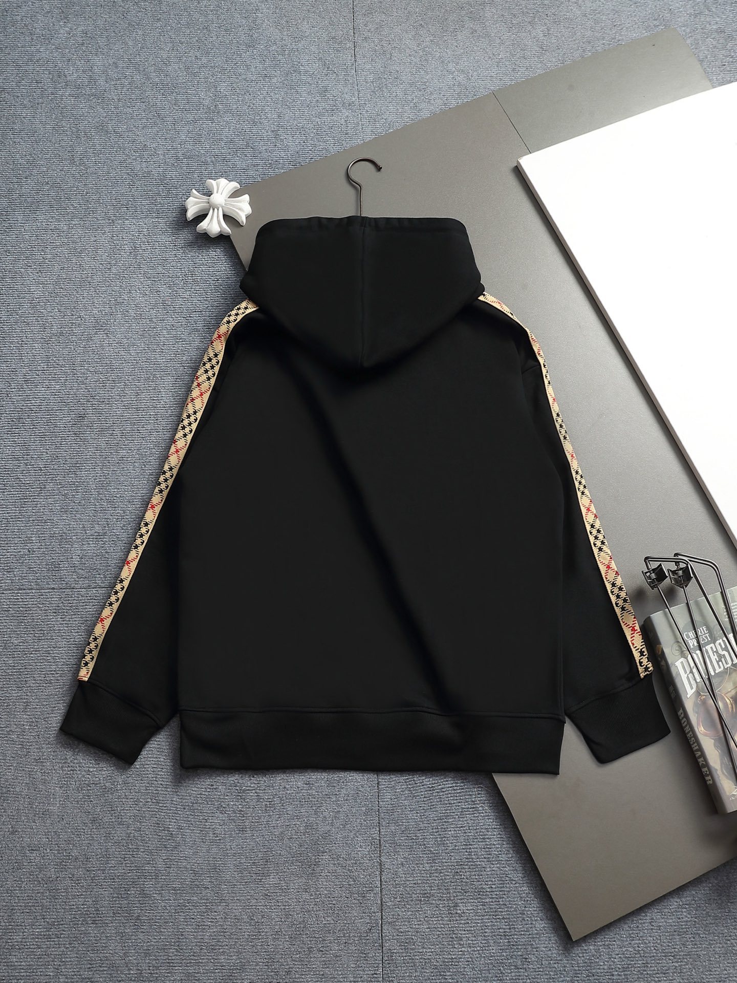 【BURBERRY】バーバリー パーカー