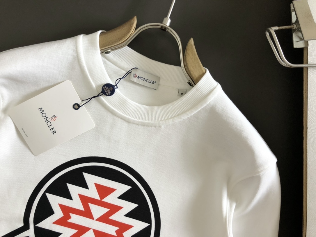 【MONCLER】長袖 T シャツ