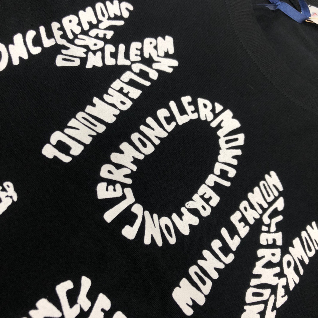 【MONCLER】長袖 T シャツ