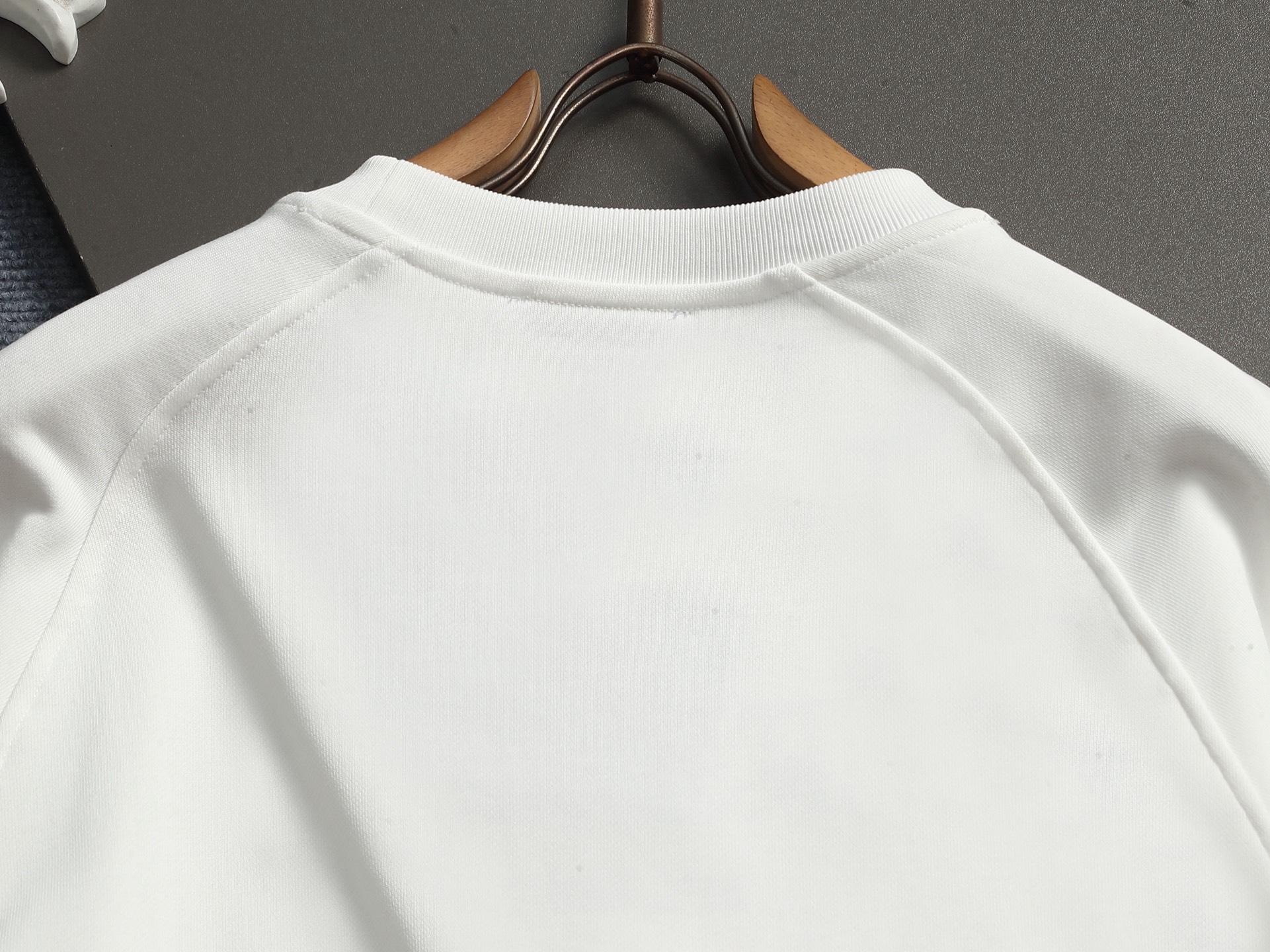 【PRADA】プリント長袖 T シャツ