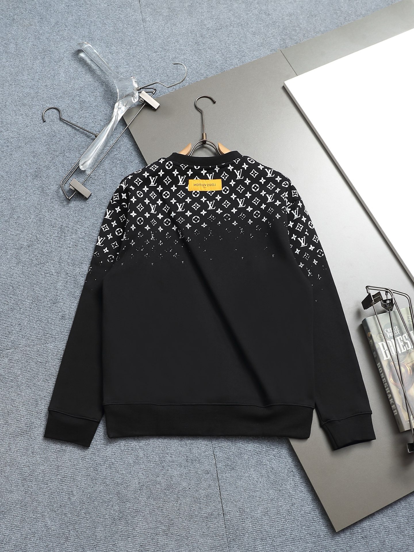 【LOUIS VUITTON】長袖 T シャツ