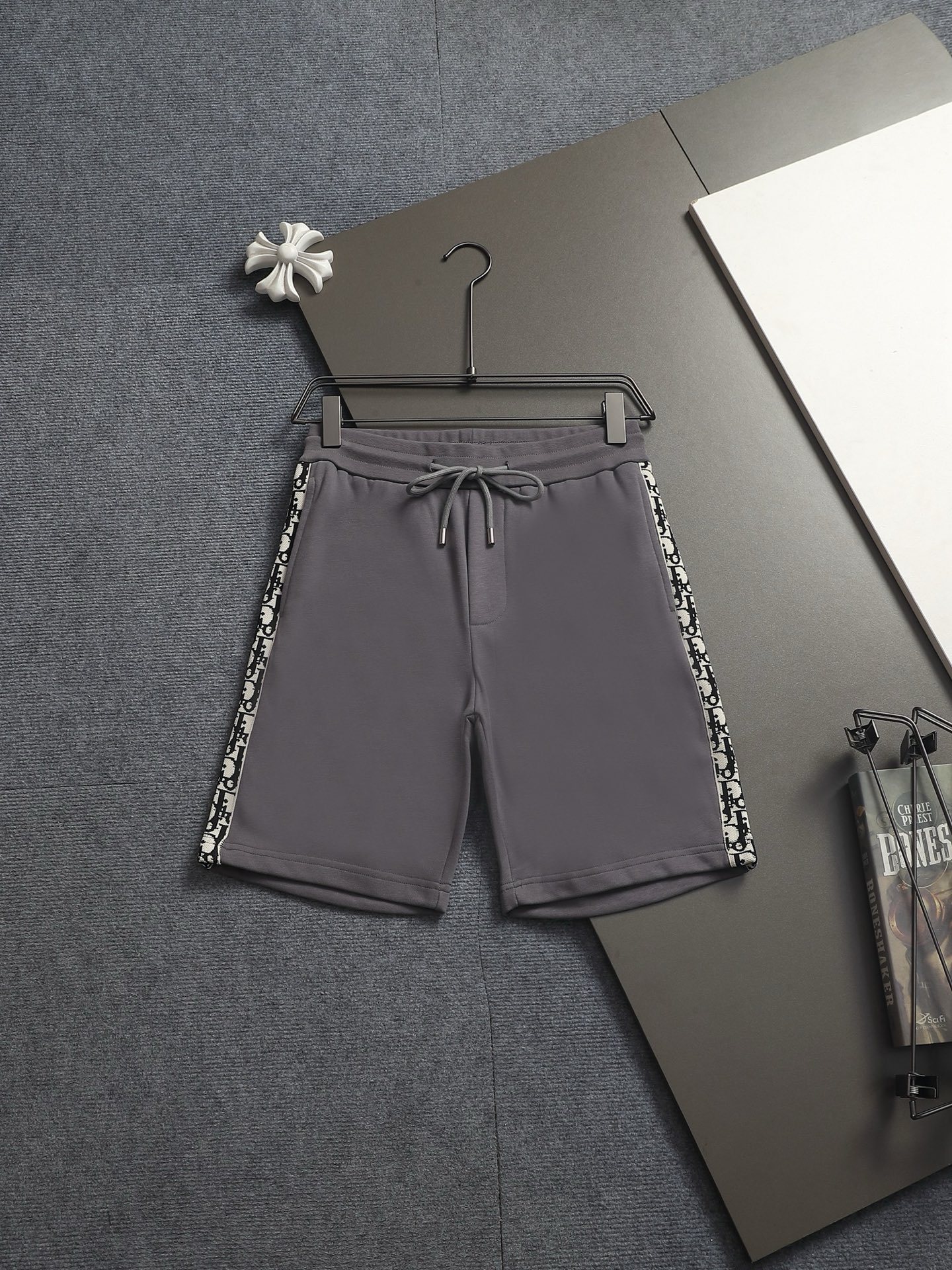 【DIOR】ショートパンツ