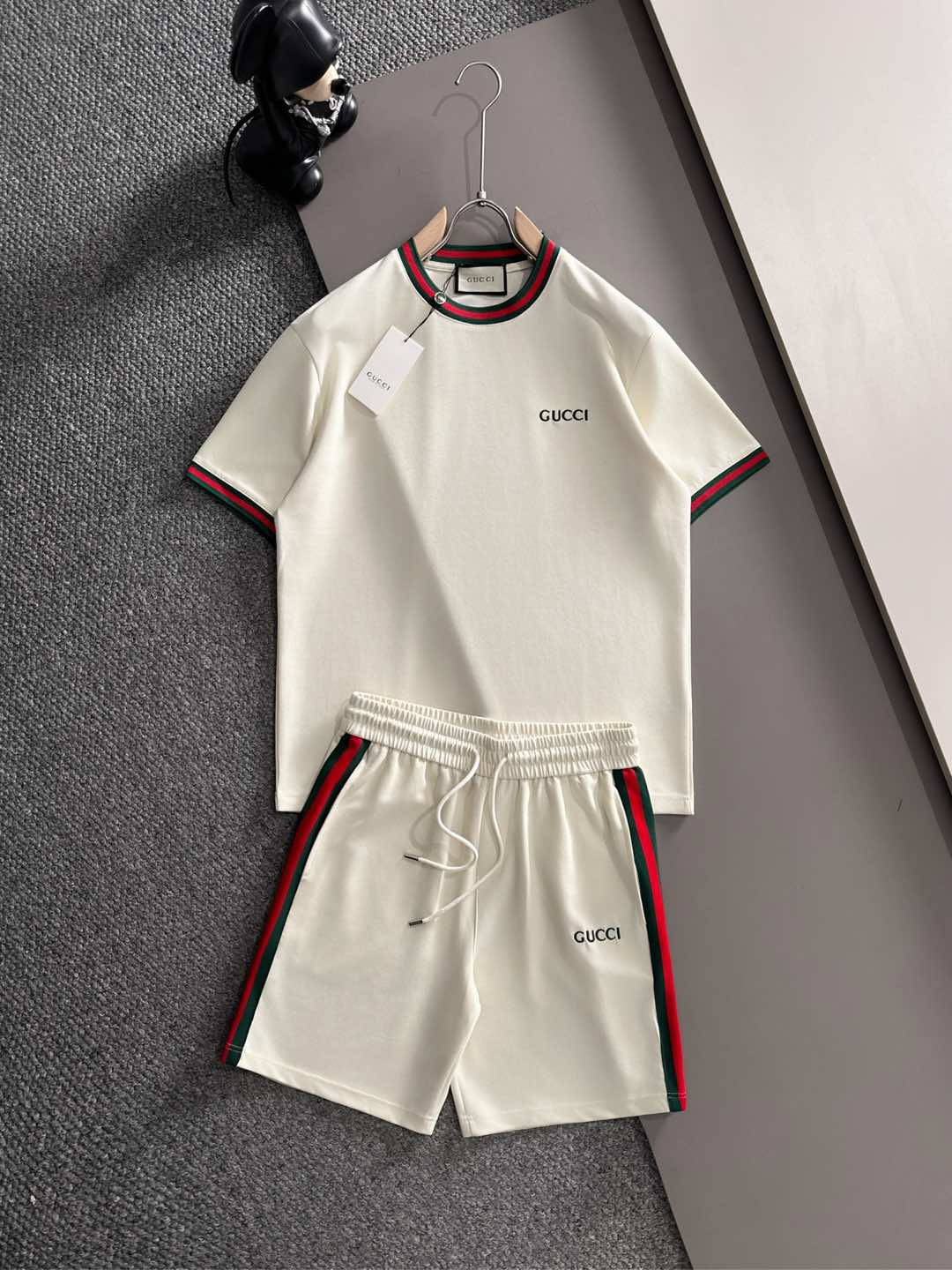 【GUCCI】半袖T シャツショートパンツ セットアップ