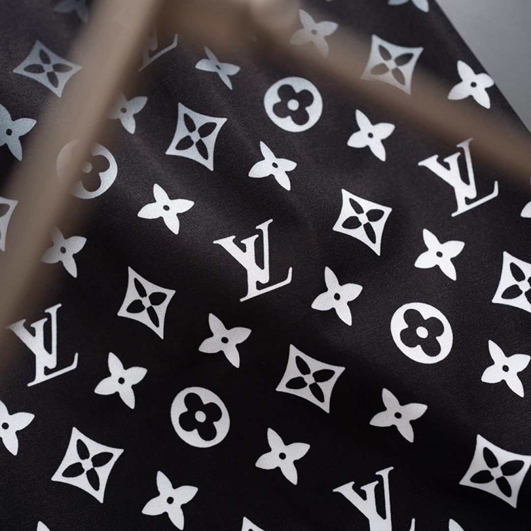 【LOUIS VUITTON】ショートパンツ