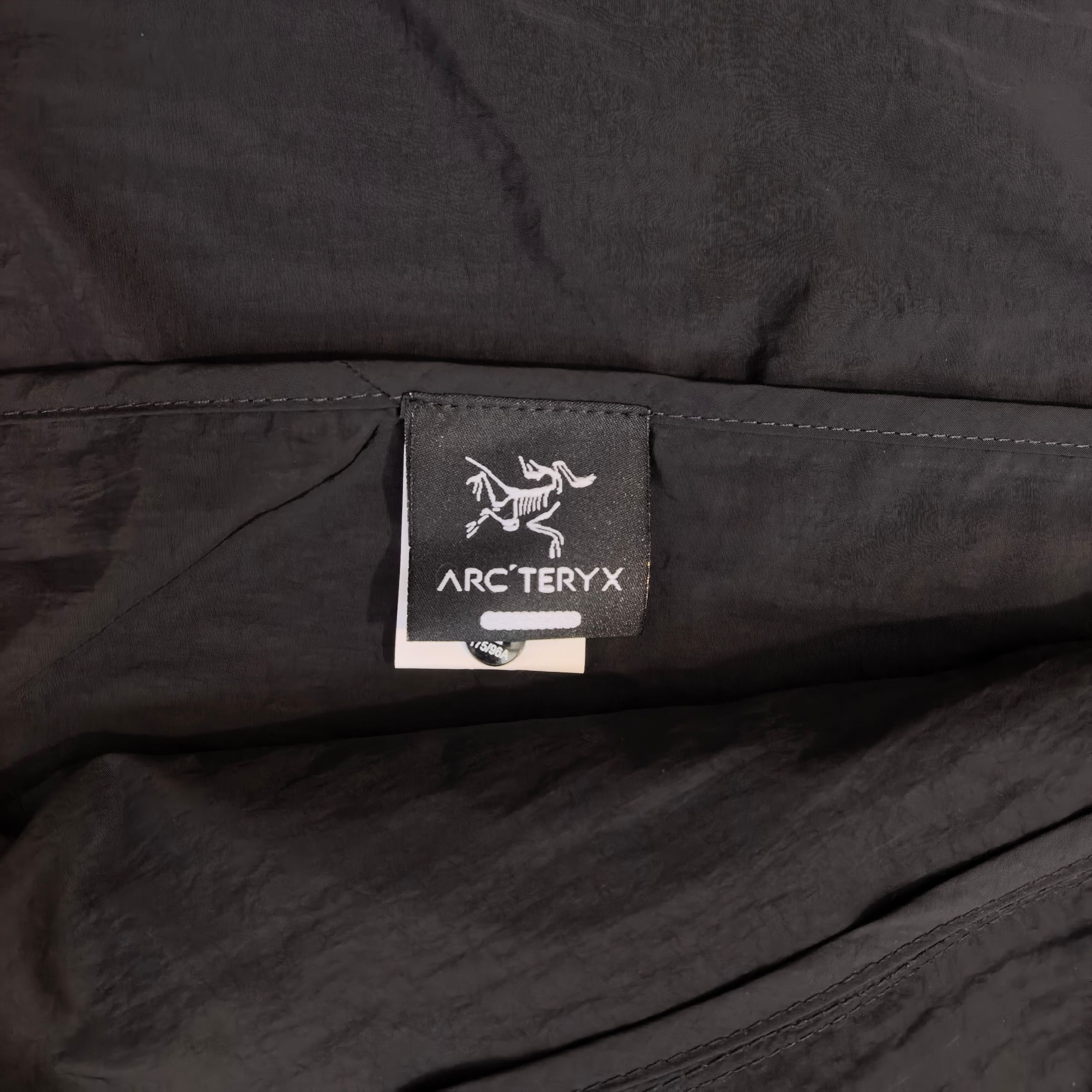 【ARC'TERYX】UV カットパーカー