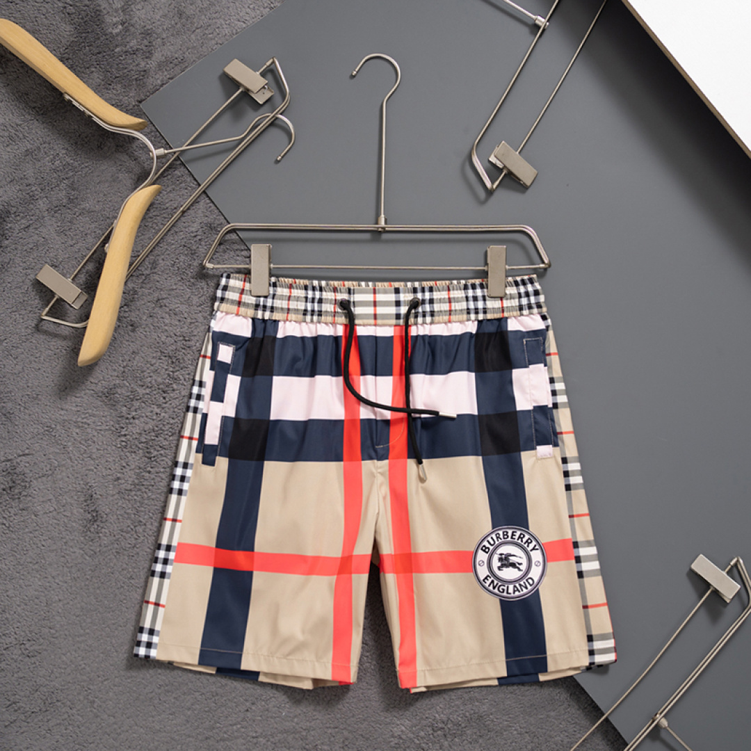 【BURBERRY】ショートパンツ