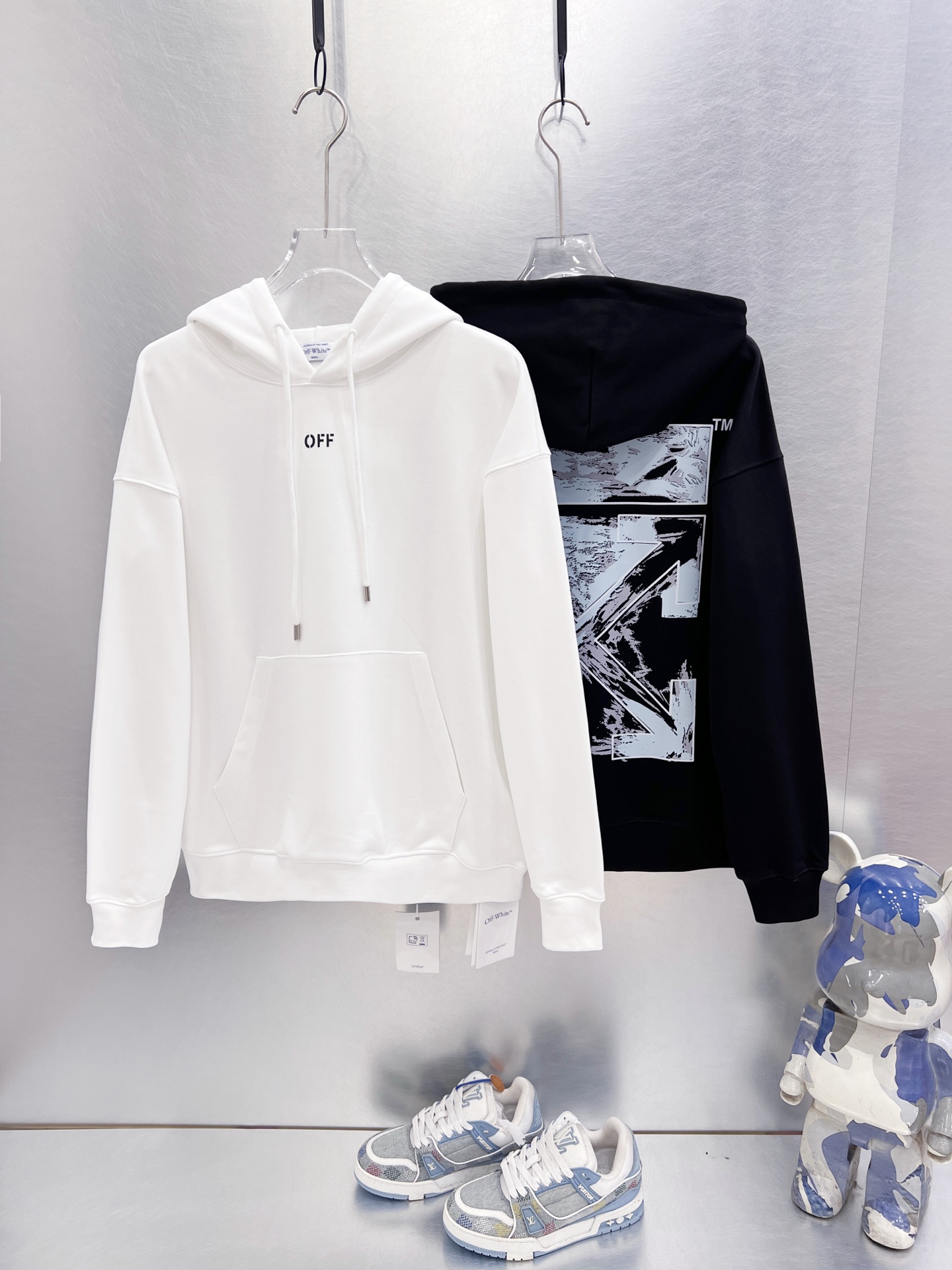 【OFF WHITE】 パーカー