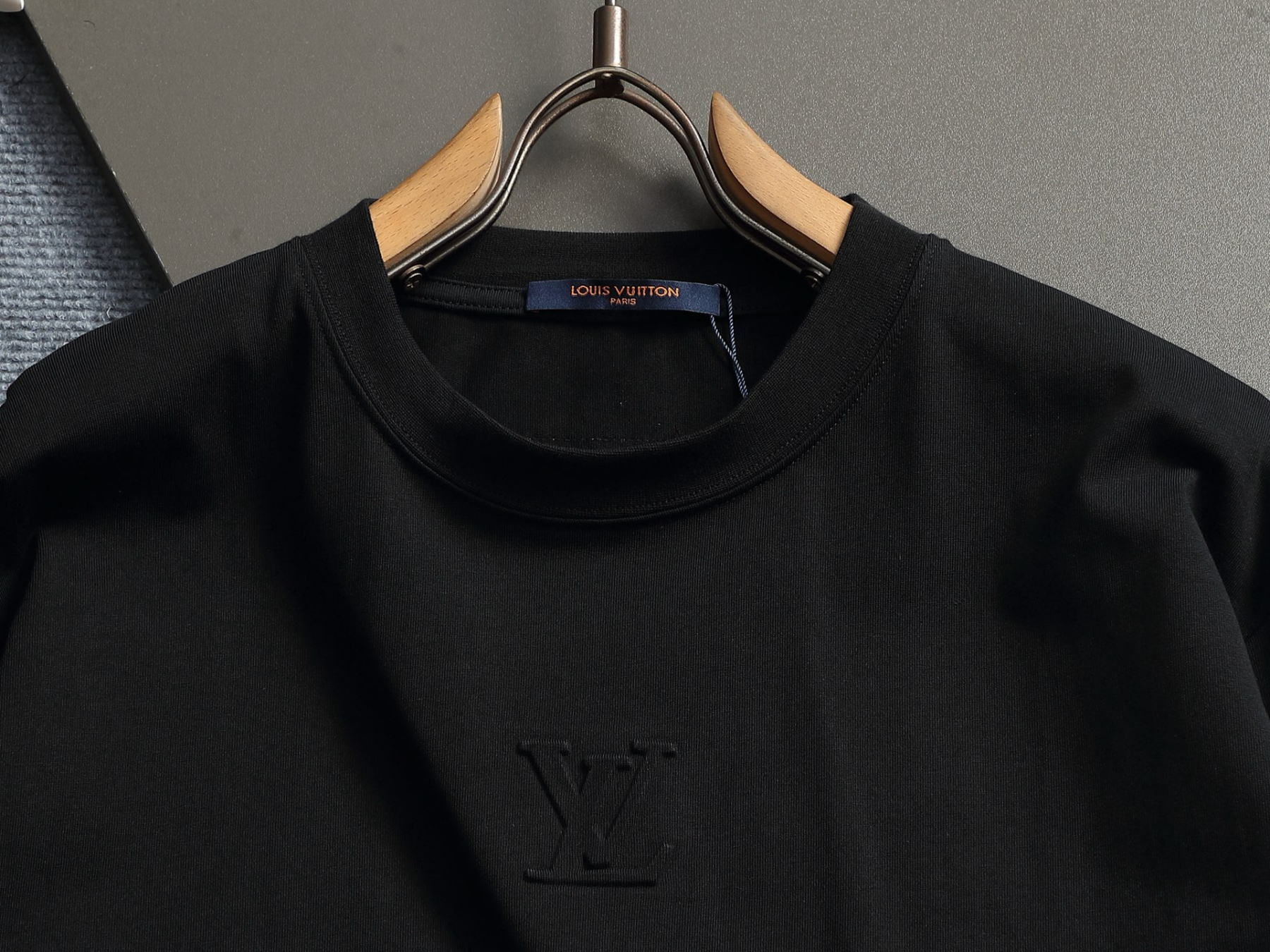 【LOUIS VUITTON】長袖 T シャツ