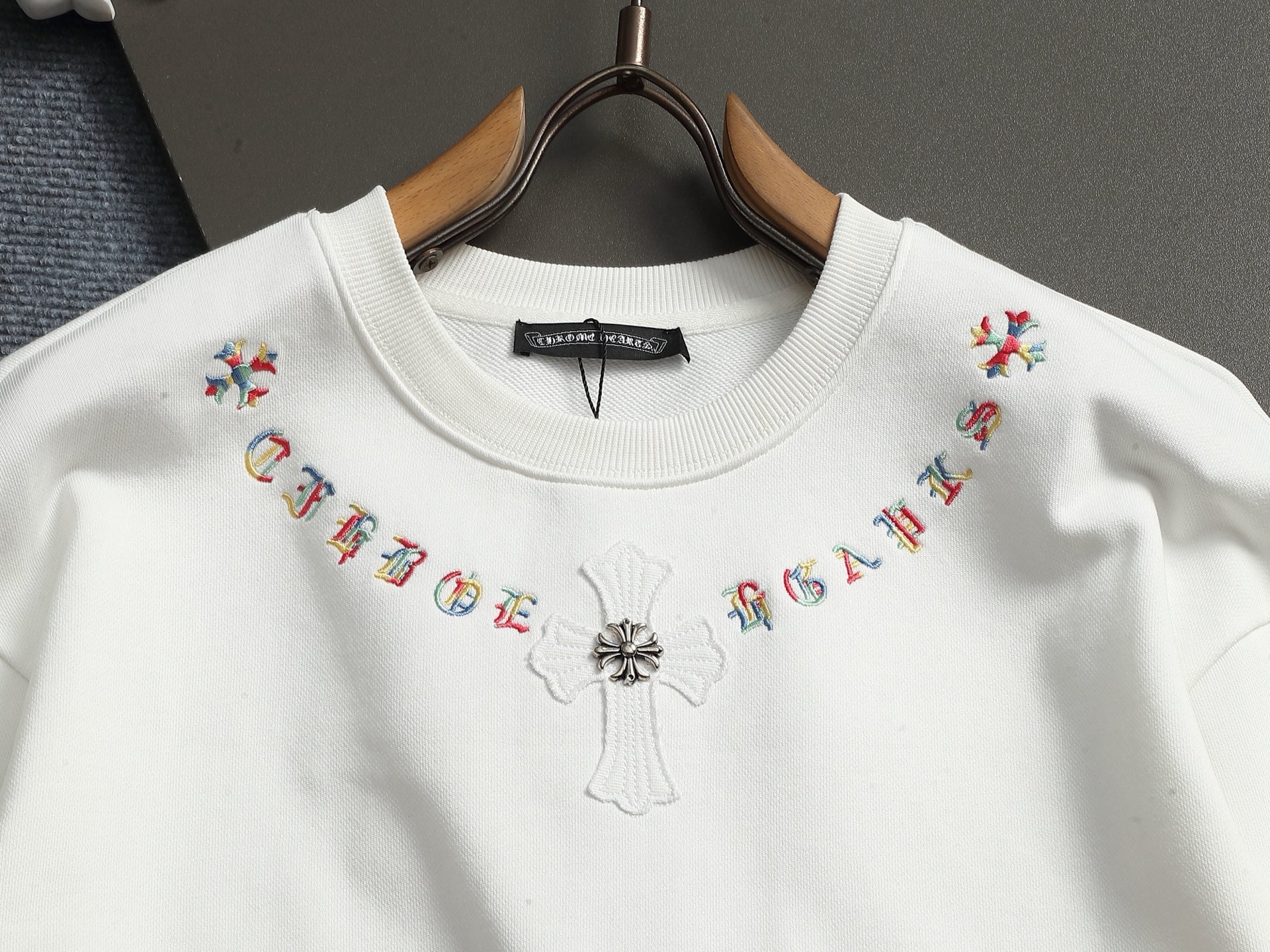 【CHROME HEARTS】刺繍長袖 T シャツ