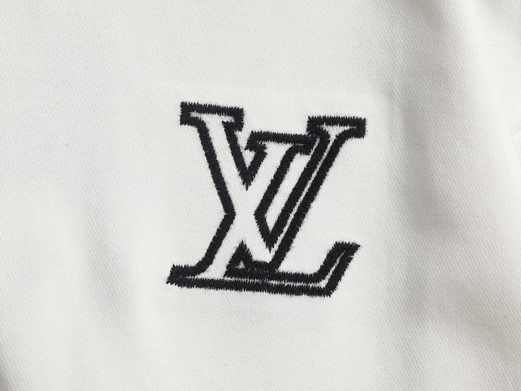 【LOUIS VUITTON】刺繍長袖 T シャツ