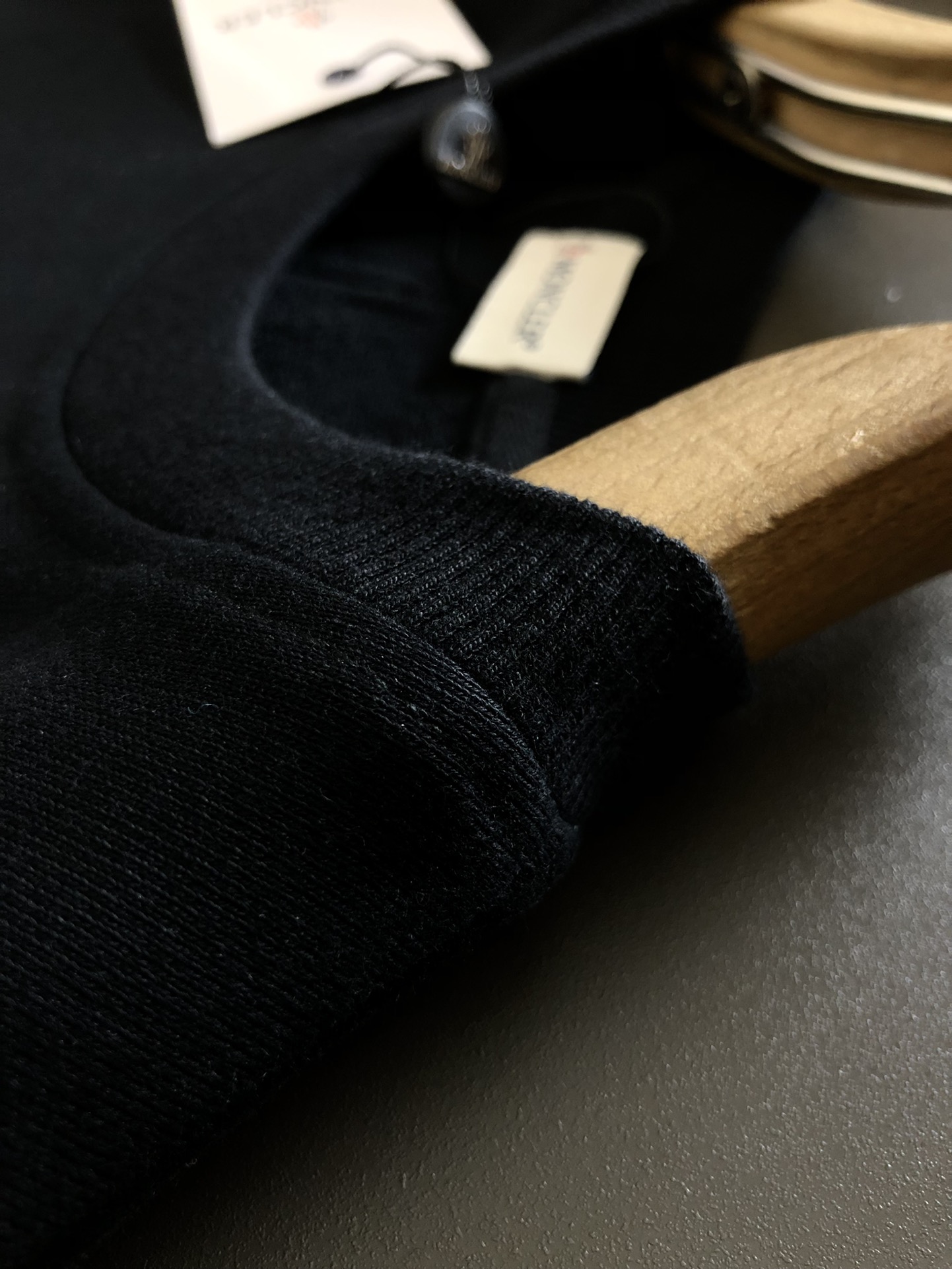 【MONCLER】長袖 T シャツ