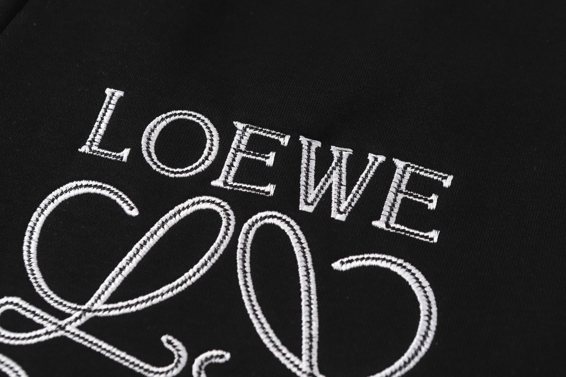 【LOEWE】ショートパンツ